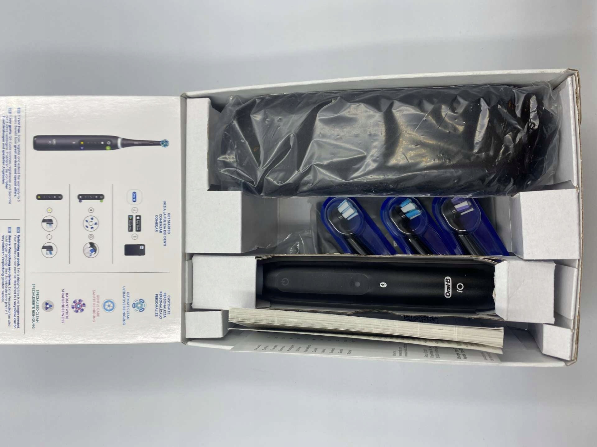 Oral-B iO Series 5 Black Electric Toothbrush for Sensitive Teeth Manufacturer code 80737011