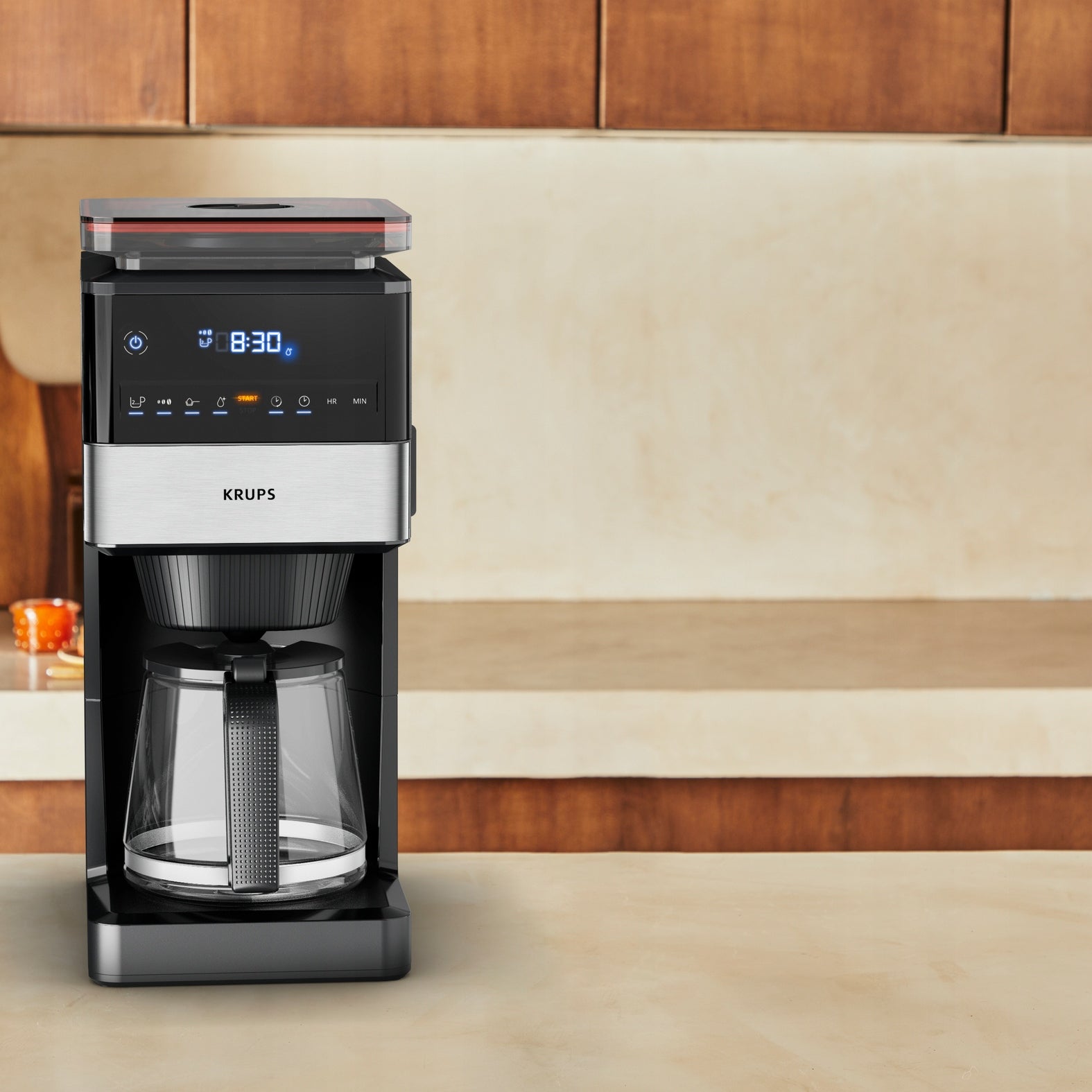 Overflow coffee maker with built-in steel grinder KRUPS Grind&BrewXL KM8428 Dominant color black