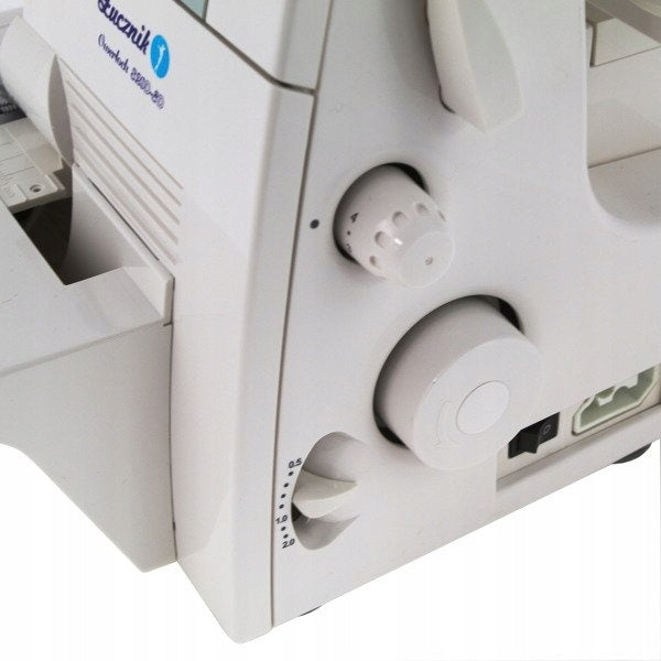 Overlock overlock 3-thread 2-needle strong Łucznik 820D-3 1200 stitches/min Dominant color white