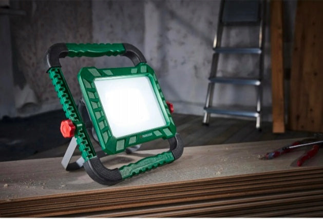 PARKSIDE PASL 44 A1 Powerful headlight halogen LED work lamp 43,5W 4500 lm Brand Parkside