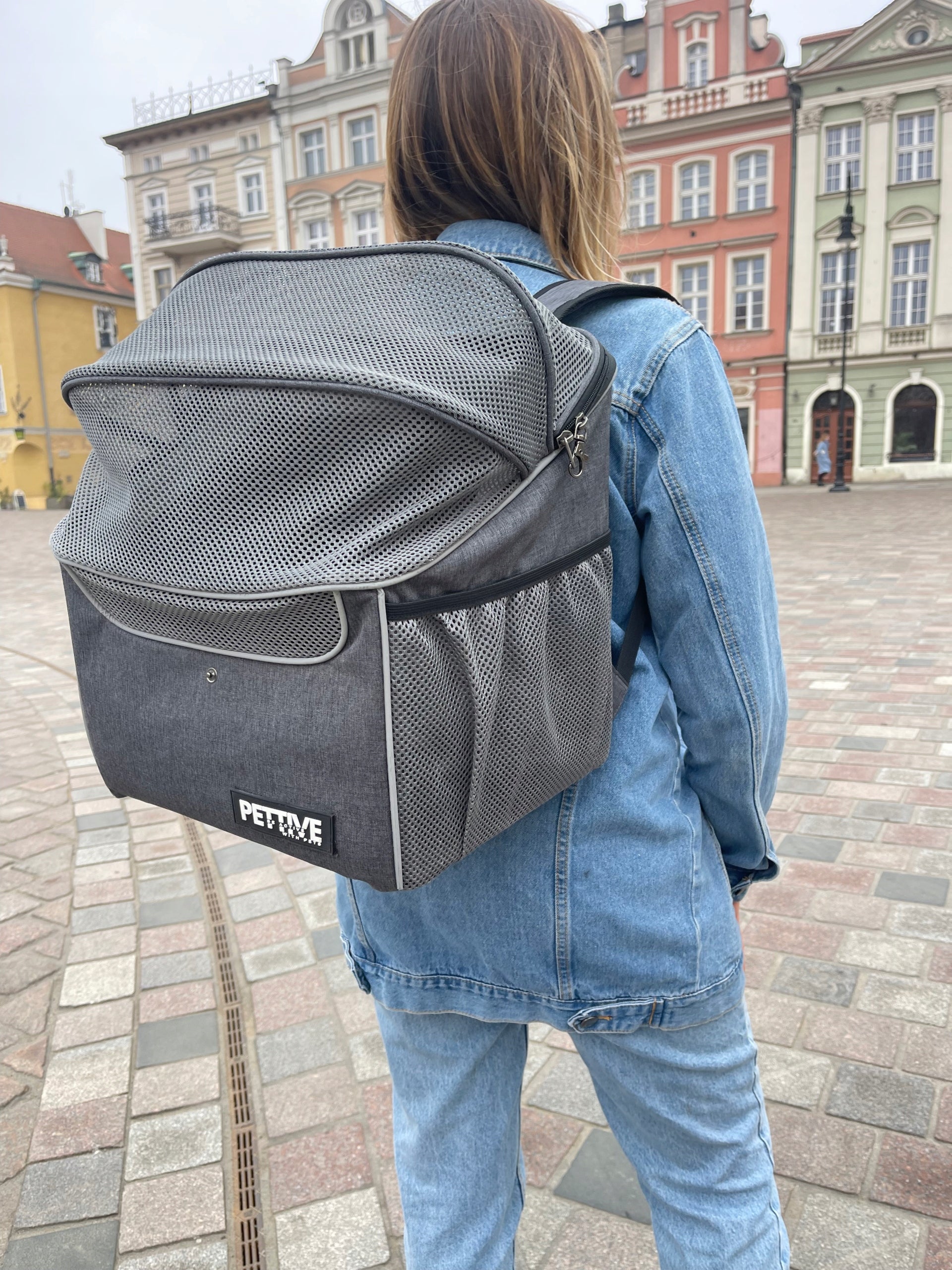 PETRIVE 3in1: Dog or cat bike basket, dog backpack, car seat alone. Trade name BIKE ON PETRIVE 3w1: Kosz na rower dla psa lub kota, plecak dla psa, fotelik samochodowy