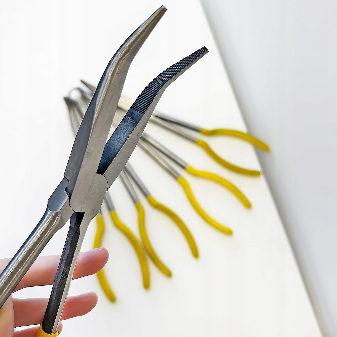 PLIERS LONG PLIERS LARGE BENT STRAIGHT ELONGATED CASE 5 PCS 280 MM EAN (GTIN) 5900670990791
