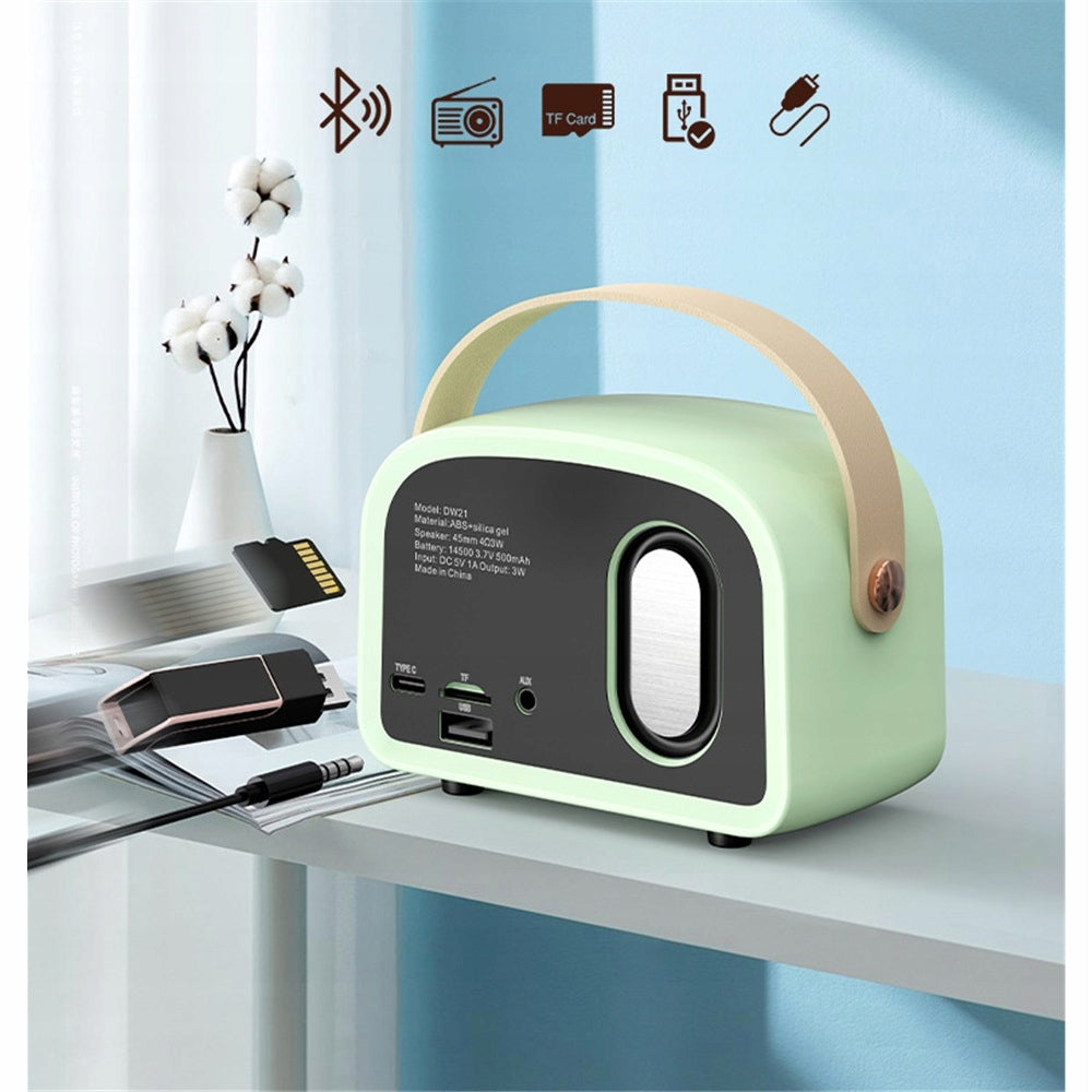 PORTABLE FM BLUETOOTH RETRO KITCHEN RADIO WITH USB, SD & AUX INPUTS - MP3 PLAYBACK - BATTERY POWERED Packaging status original