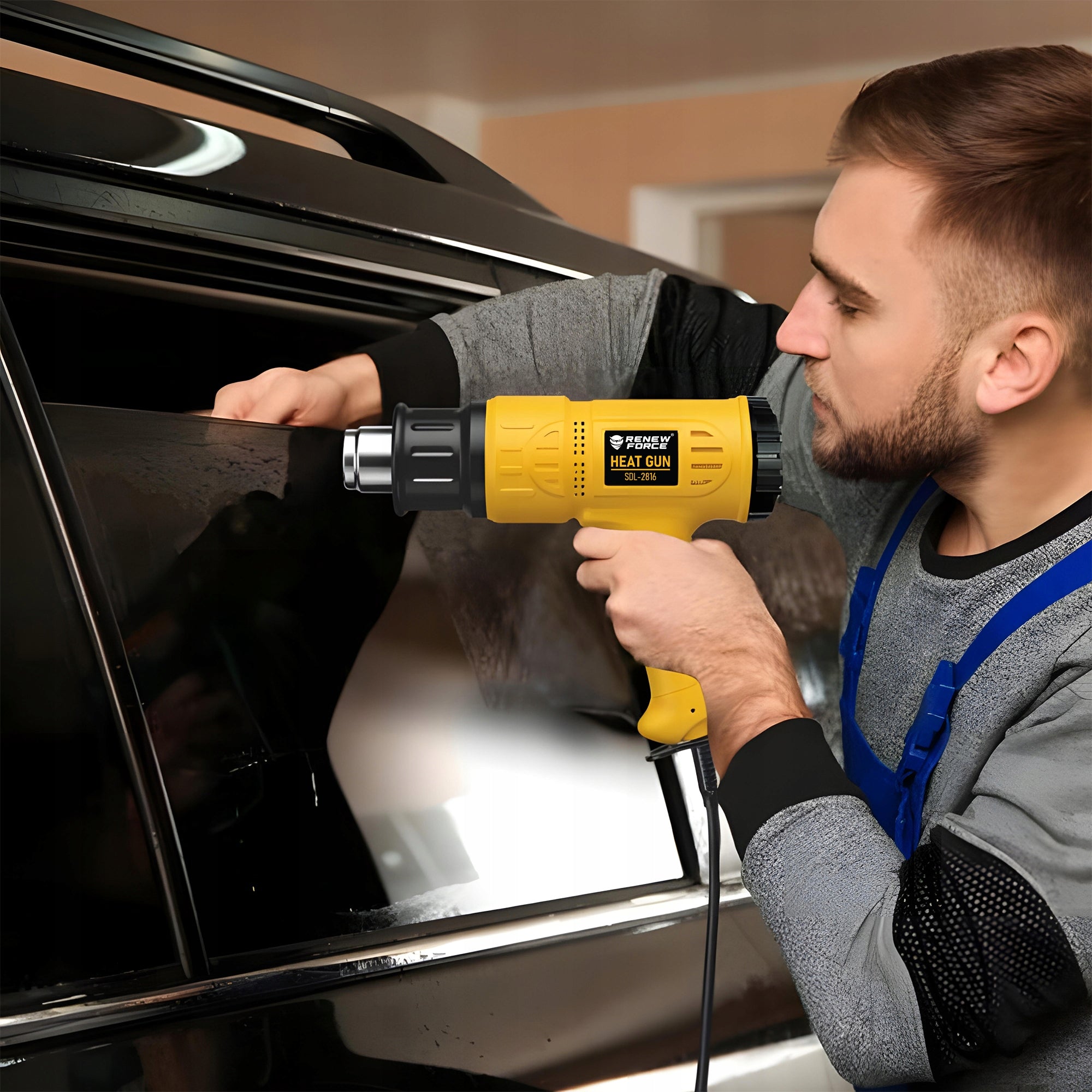 POWERFUL ELECTRIC HEAT GUN WITH ADJUSTABLE LCD 2 GEARS 50 - 650 °C + 4 NOZZLES Packaging status original