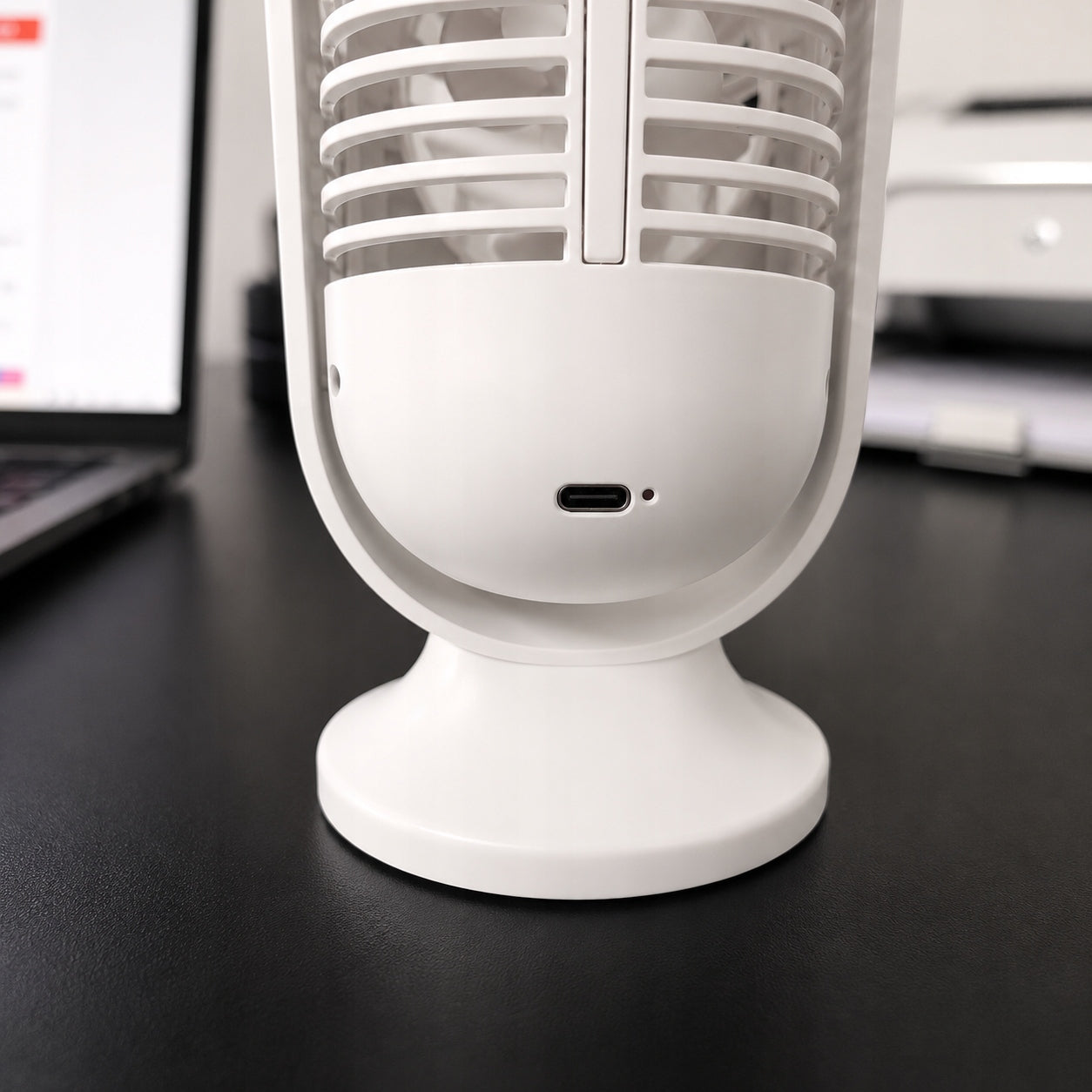 POWERFUL FAN DESK FAN STANDING COLUMN HOUSE USB FOR ACCUMULATOR Dominant color white