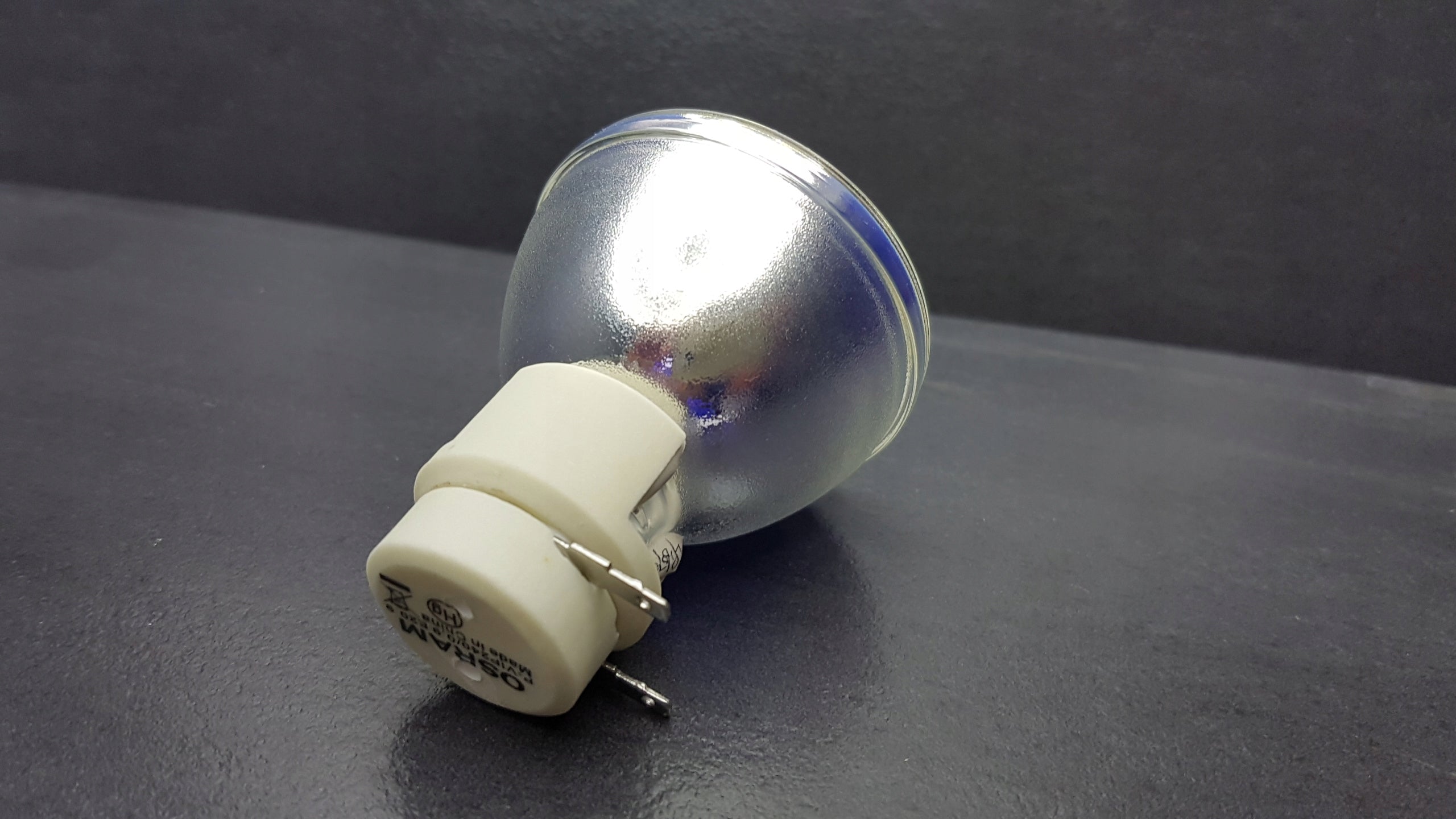 PROJECTOR LAMP for OPTOMA S331 W330 W331 EH345 EH330 EH331 W355 W354 H114 H183X S321 EAN (GTIN) 5904119103247