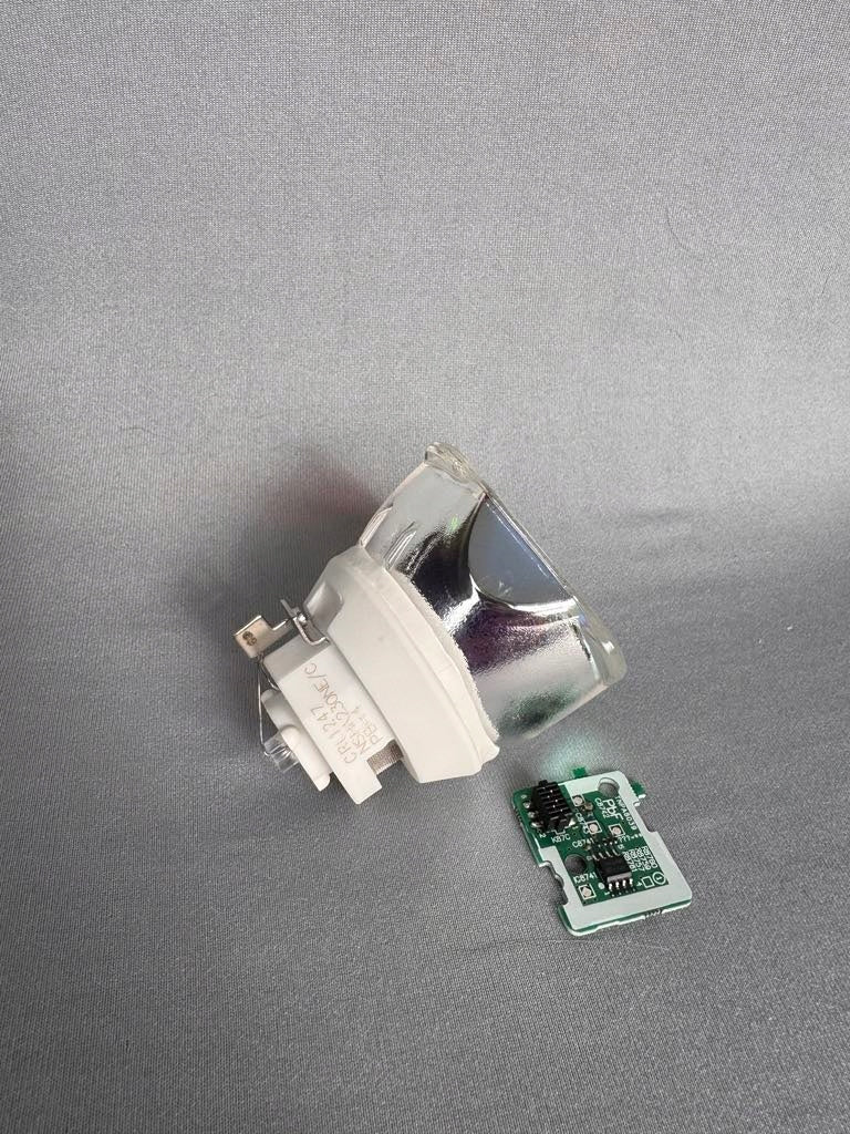 PROJECTOR LAMP for PT-VX415NZ PT-VX42 PT-VX420 PT-VX410U PT-VW340Z PT-VW345N PT-VW360T Brand Panasonic