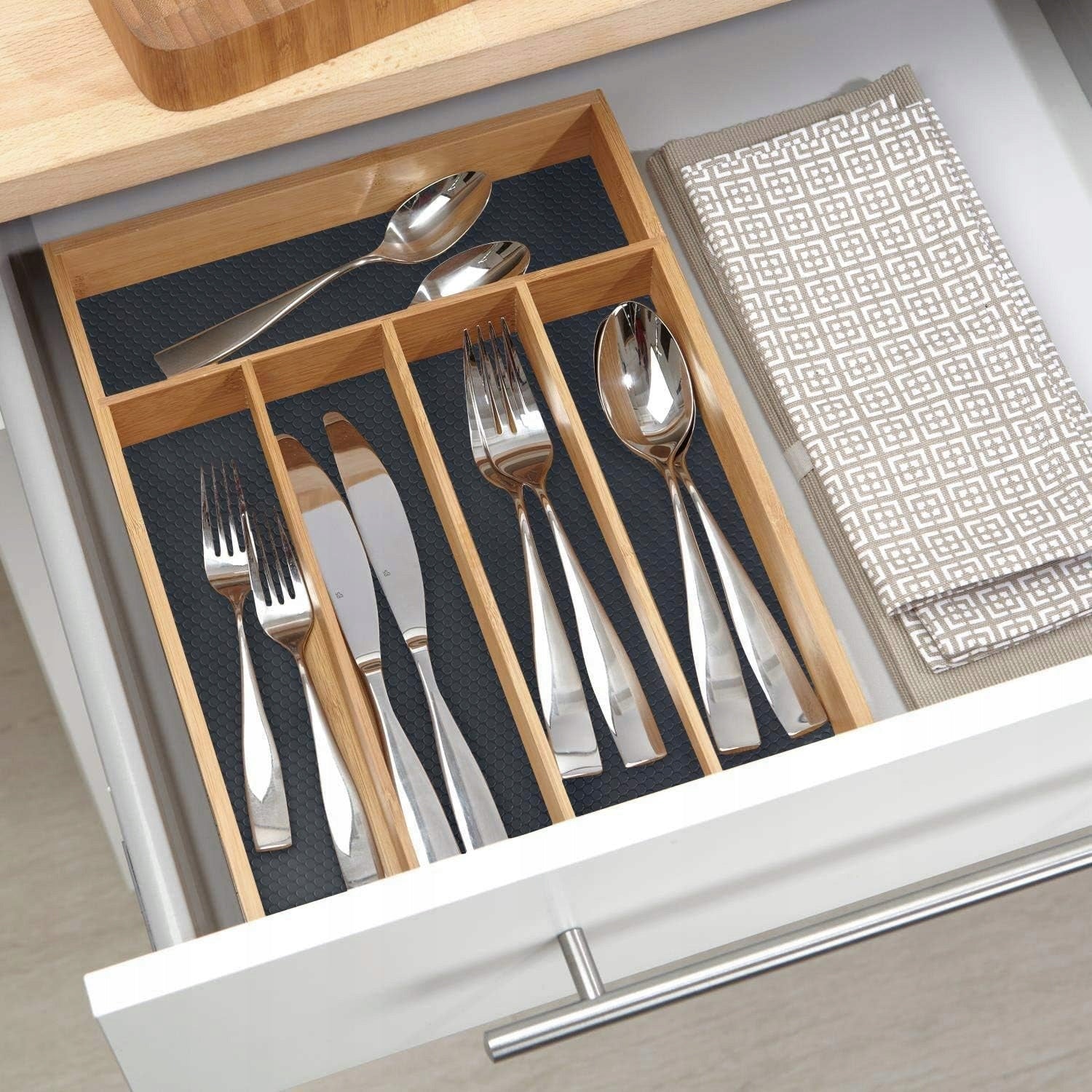 PROTECTIVE MAT FOR CABINET DRAWERS GREY NON-SLIP STAIN RESISTANT 500x50 cm Length 500 cm