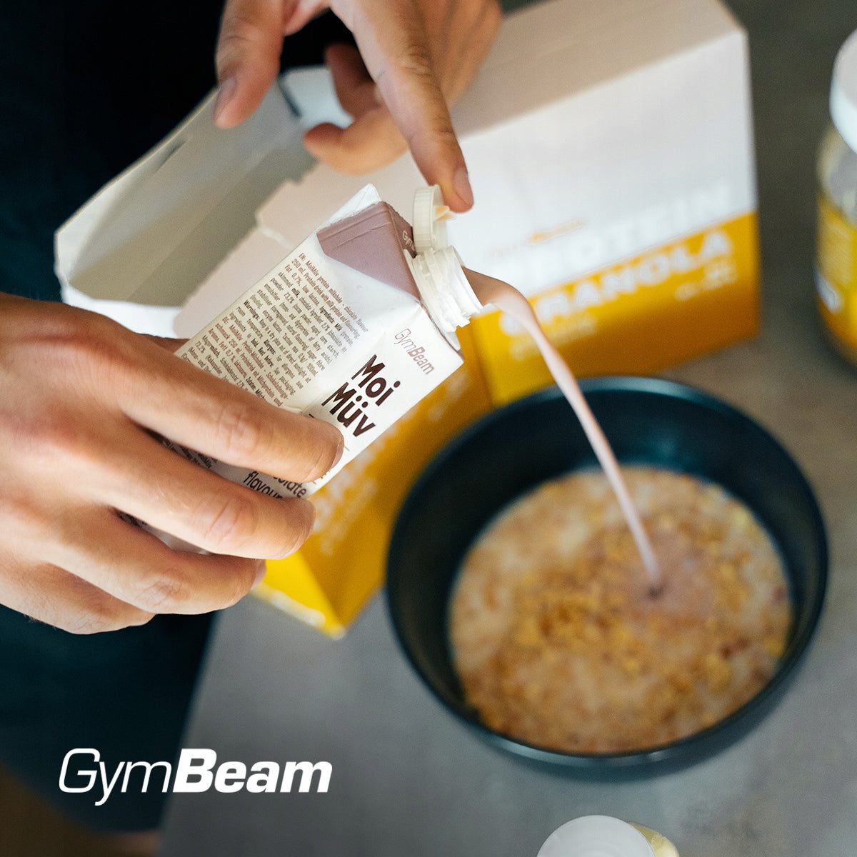 PROTEIN DRINK 25 G MILKSHAKE GymBeam 250 ml vanilla Expiration date at least six months from the date of purchase