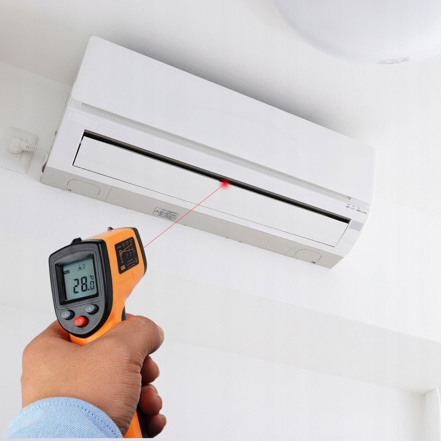 PYROMETER NON-CONTACT LASER THERMOMETER TEMPERATURE METER -50 +400°C Manufacturer code GM320
