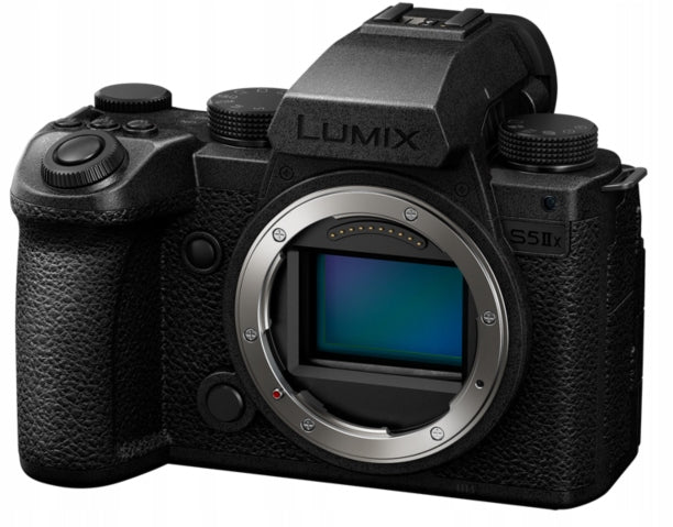 Panasonic DC-S5M2XE Lumix full-frame camera EAN (GTIN) 5025232951840