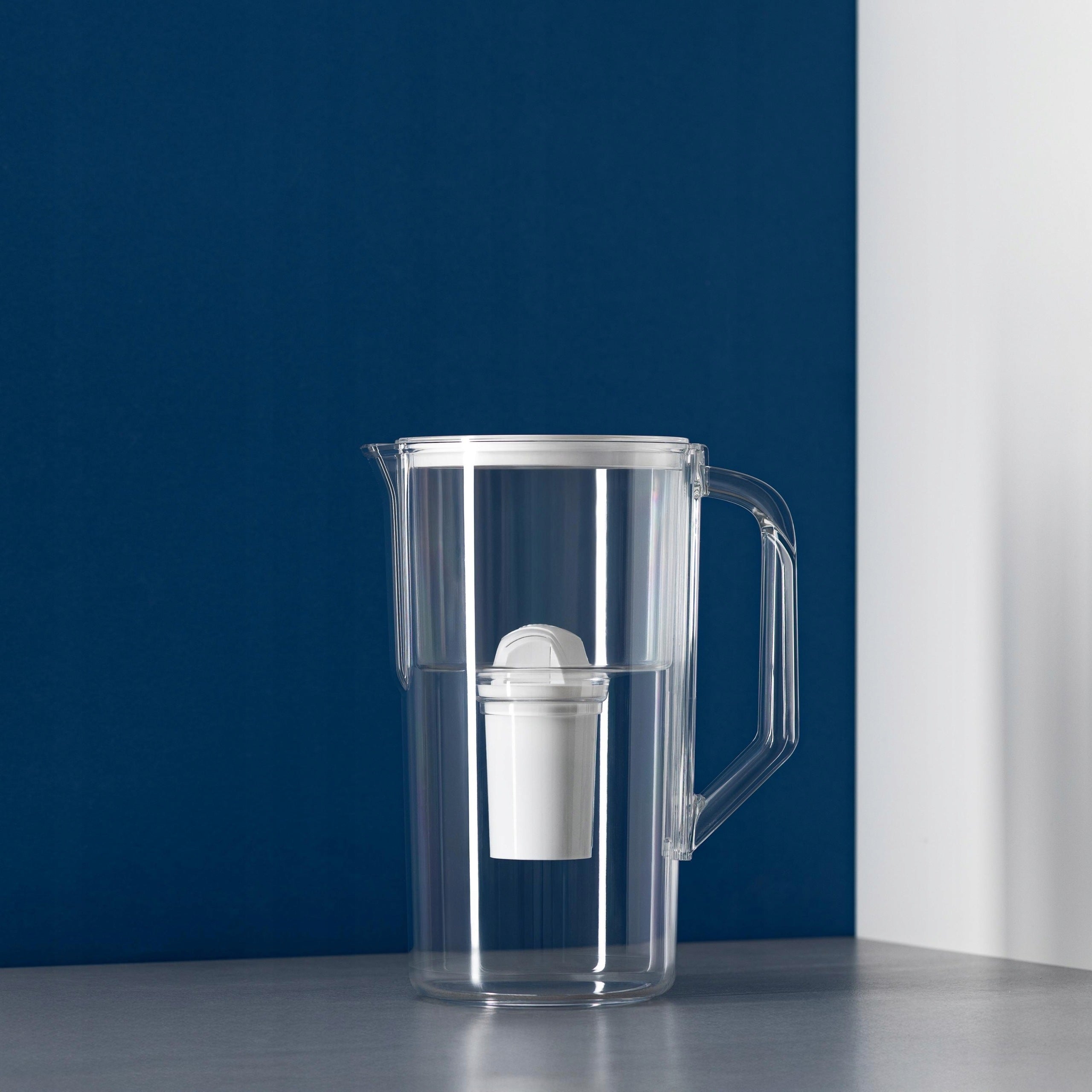Plastic filter jug Wessper D1 SOLID 2,8l white + 3x filter Packaging status original