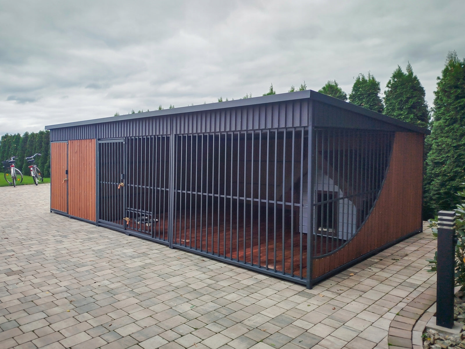 Playpen for large dogs 6x3m with wall and floor, imitation BALI Material of manufacture powder steel