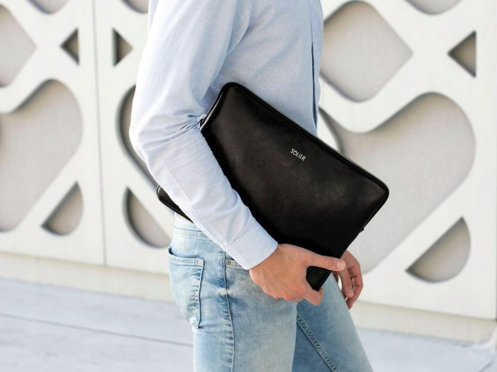 Dėklas kompiuteriui 13' Solier SA23, juodas