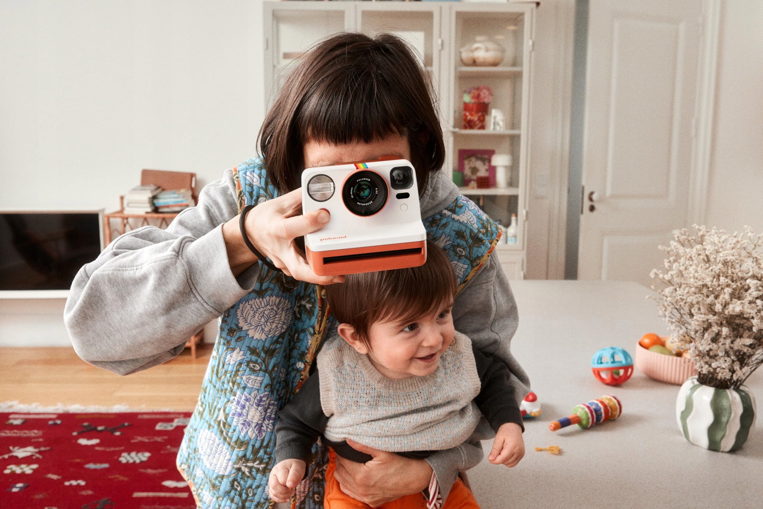 Polaroid - Now Gen 3 - Sofortbildkamera - Bundle Brand Polaroid