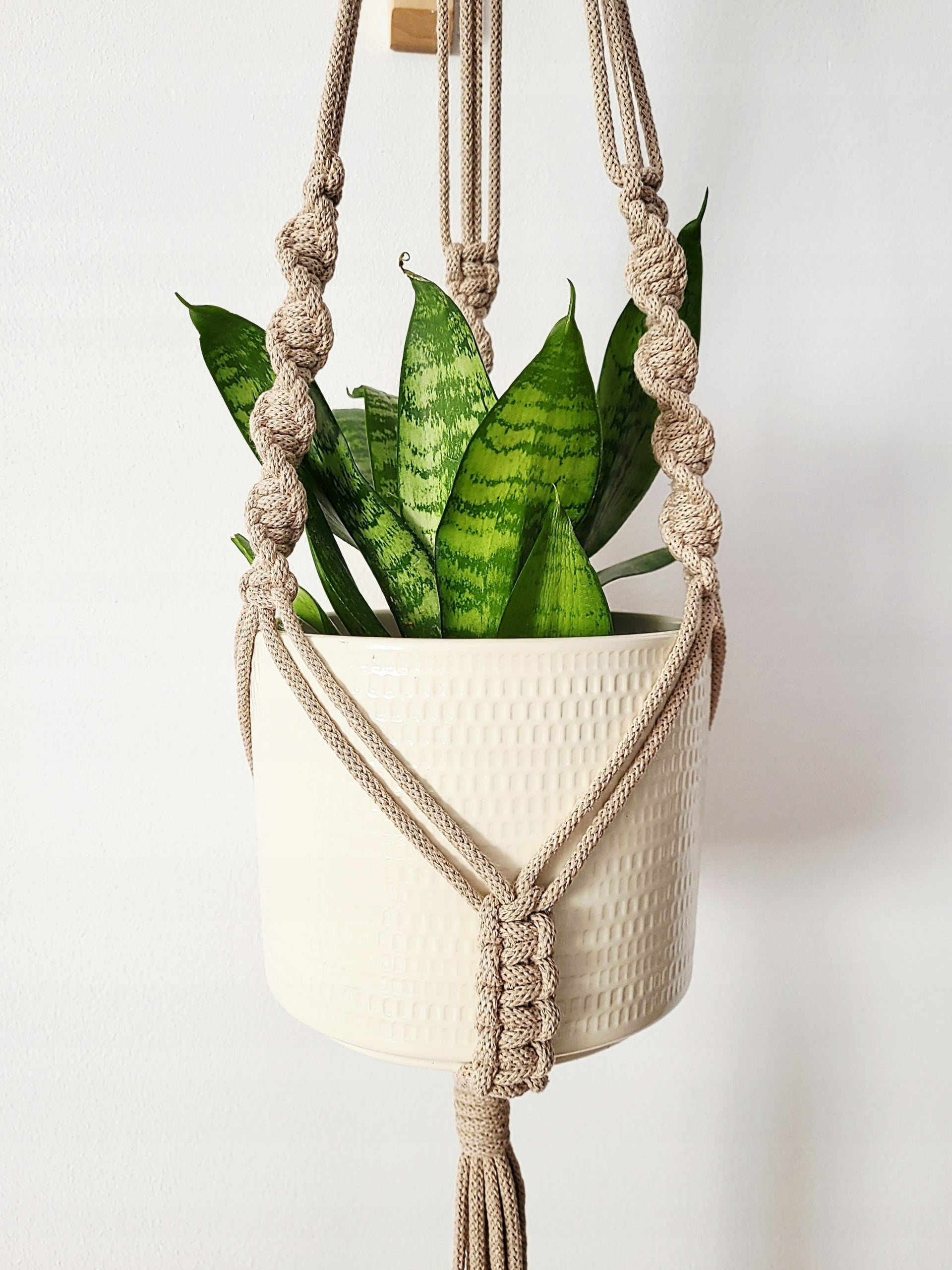 Polish strong Flowerbed made of string MACRAME HANGER FOR POT knots COLORS Material other