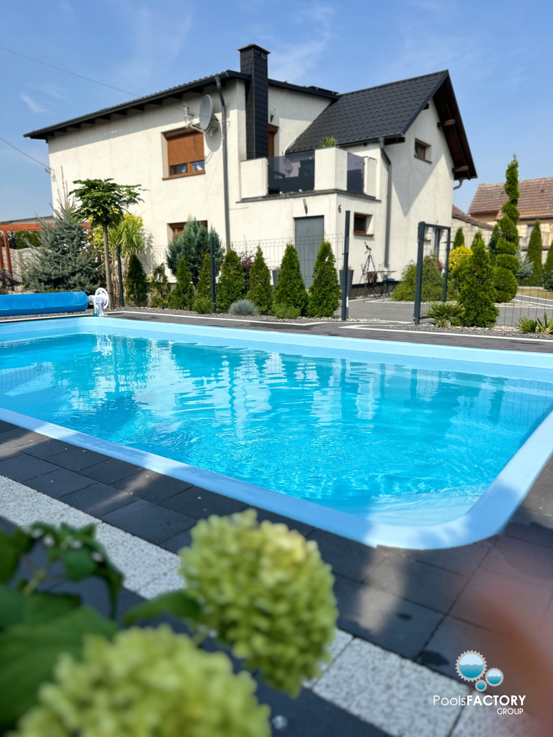 Polyester Laminate Garden Pool 7.0x3.2x1.55 Ready Digging Set Series Pool4you