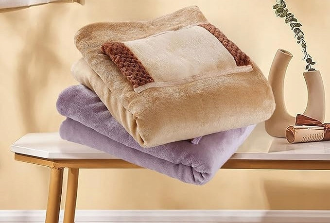 Portable Electric Blanket Soft Heated Brown Blanket 60 x80 cm B799 Color brown