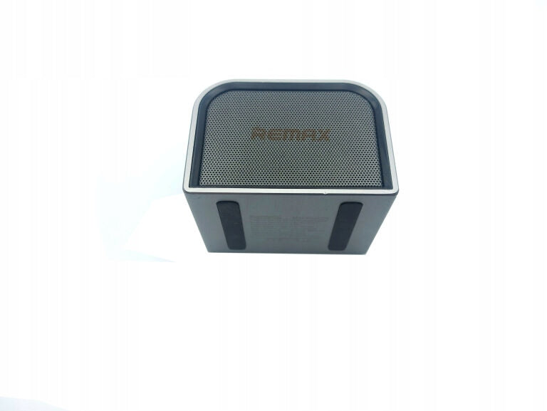 Portable speaker Remax RB-M8 Mini silver Batteries included yes