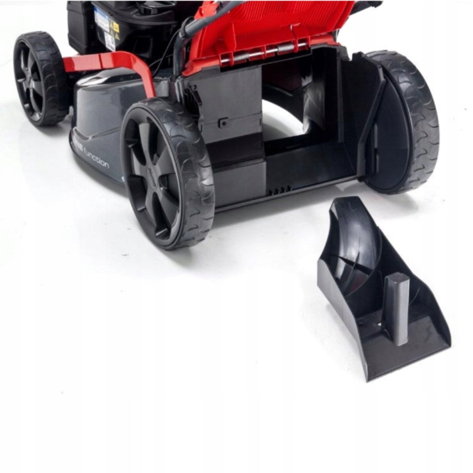 Powerful diesel mower with ALKO Premium 470 SP-A drive Loncin engine Engine displacement 166 cm³