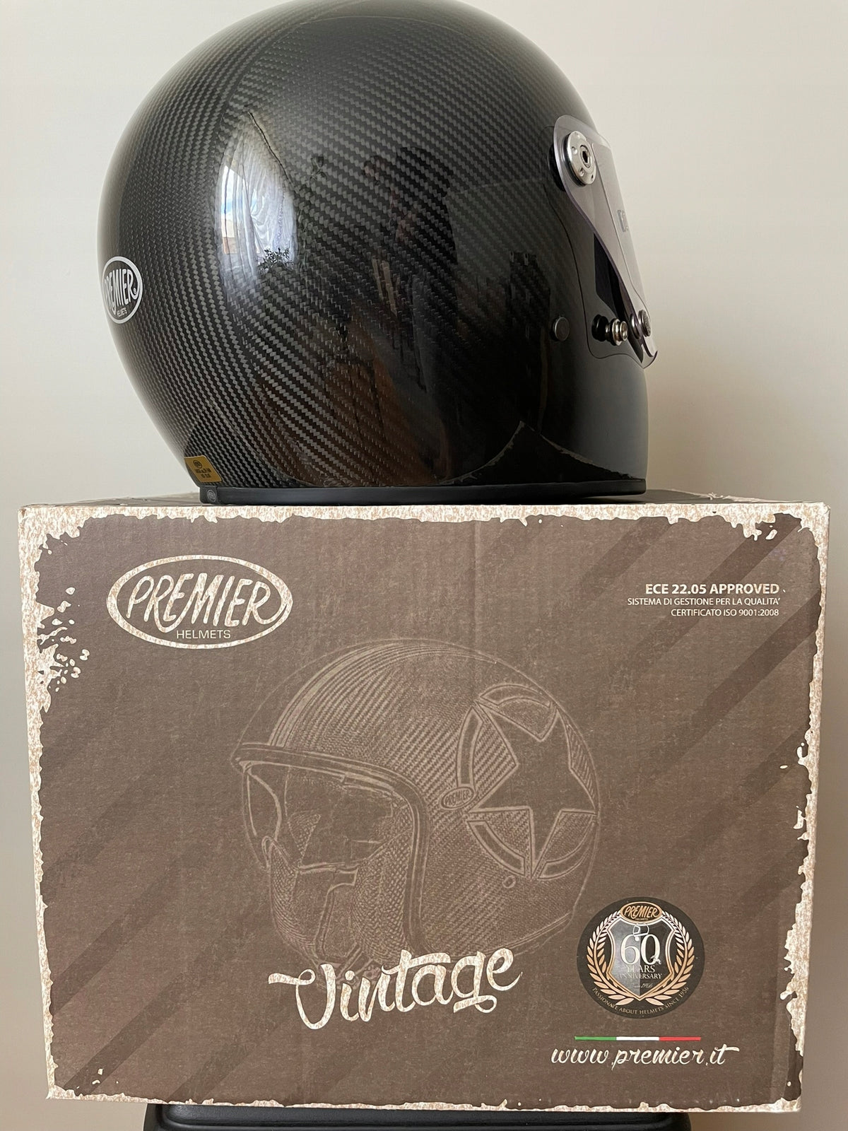 Premier Helmets TROPHY CARBON L motorcycle helmet Manufacturer's catalog number APINTTROCARMON000L