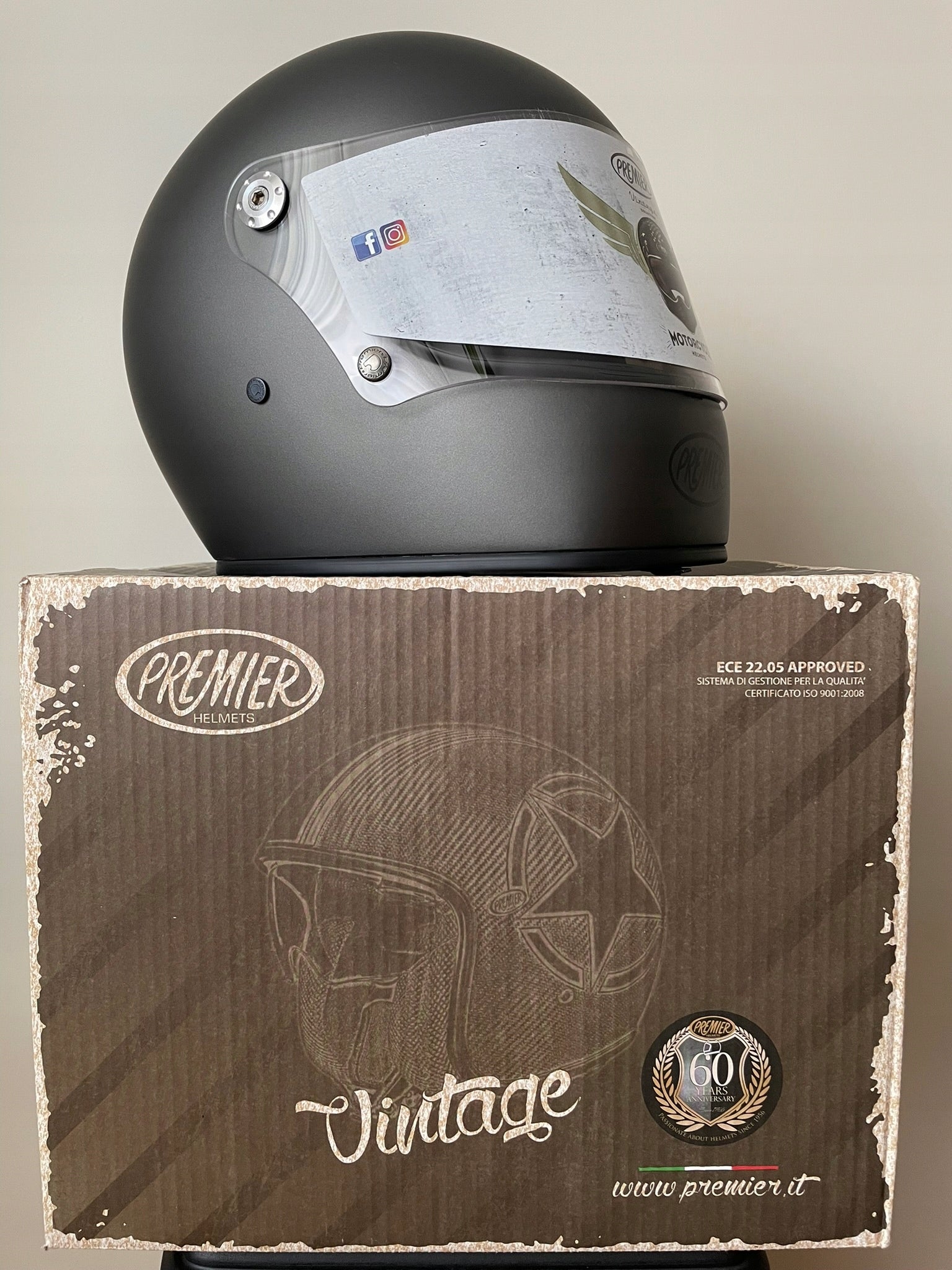 Premier Helmets TROPHY U17 BM L Manufacturer's catalog number APINTTROFIBU17000L