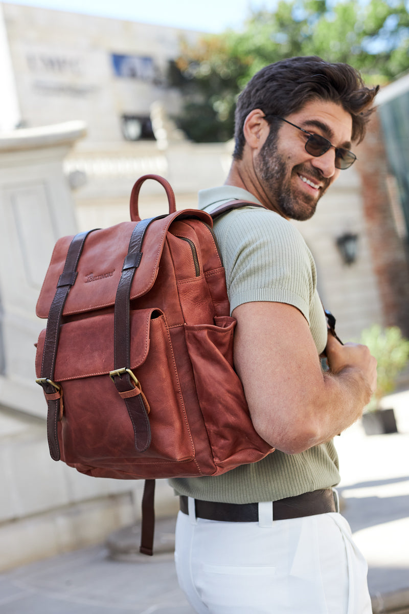 Premium leather backpack for laptop 15,6 business large A4 roomy Beltimore Packaging status original