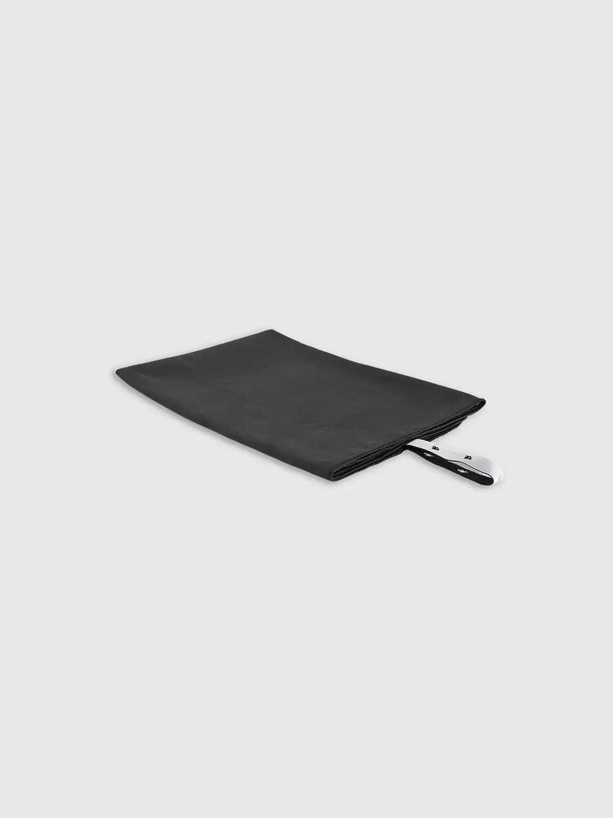 QUICK-DRYING SPORTS TOWEL 4F FOR BEACH GYM 65X90CM U074 SS26 Brand 4F