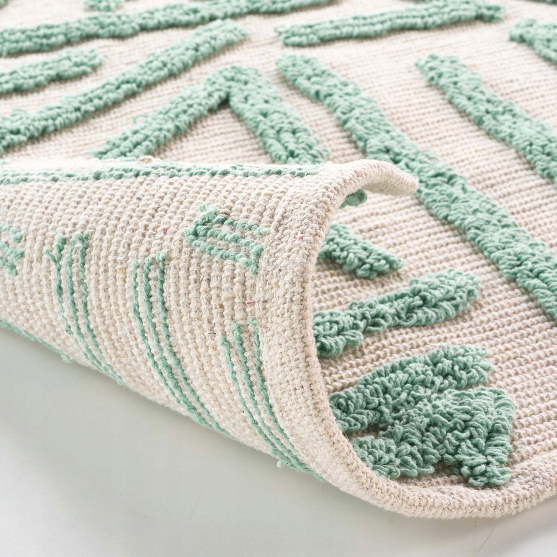 QUILTED BATHROOM RUG 60x90 GREEN DECORATIVE FOR BATHROOM Length 60 cm