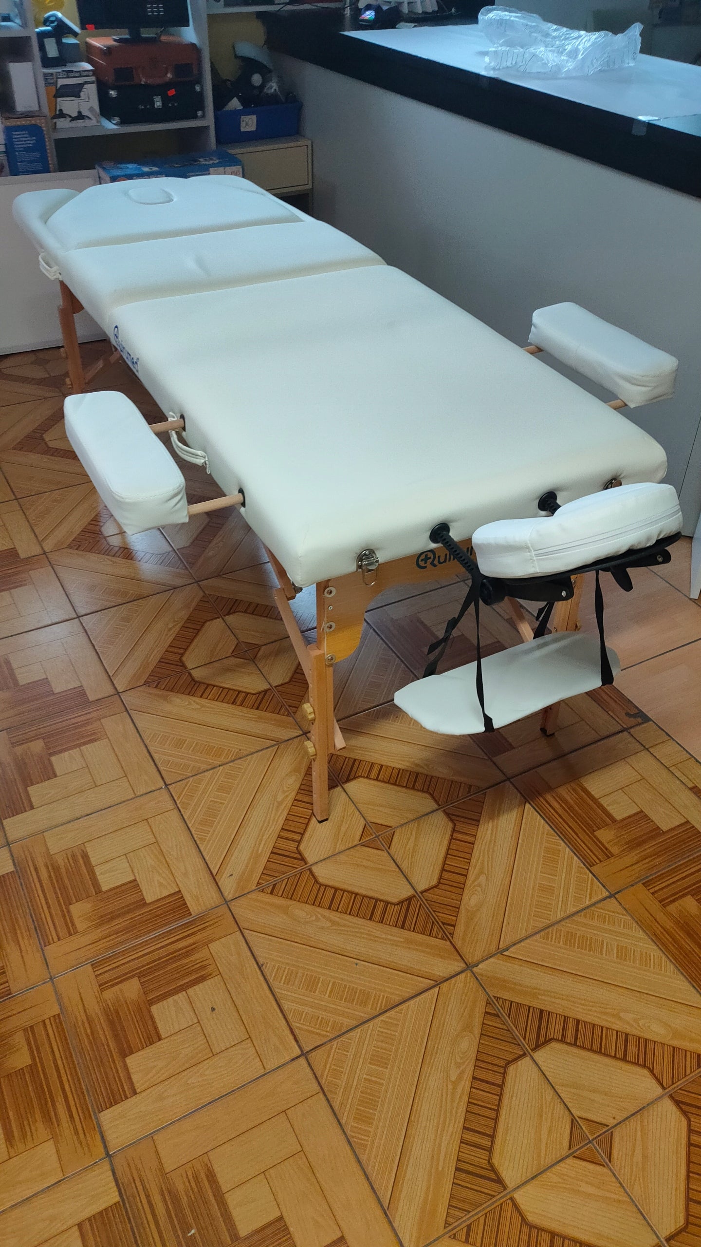 Quirumed Massage Table (2156) Color white