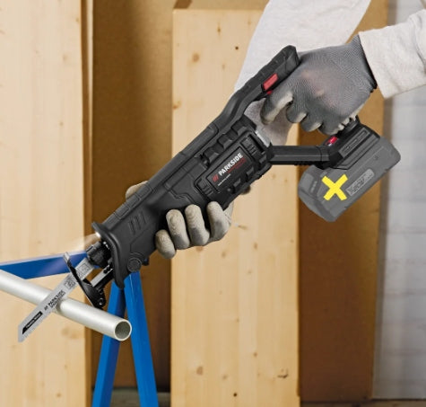 RECIPROCATING SAW PARKSIDE PSSAP 20-Li E6 CORDLESS JIGSAW + SUITCASE Manufacturer code PSSAP 20-Li E6
