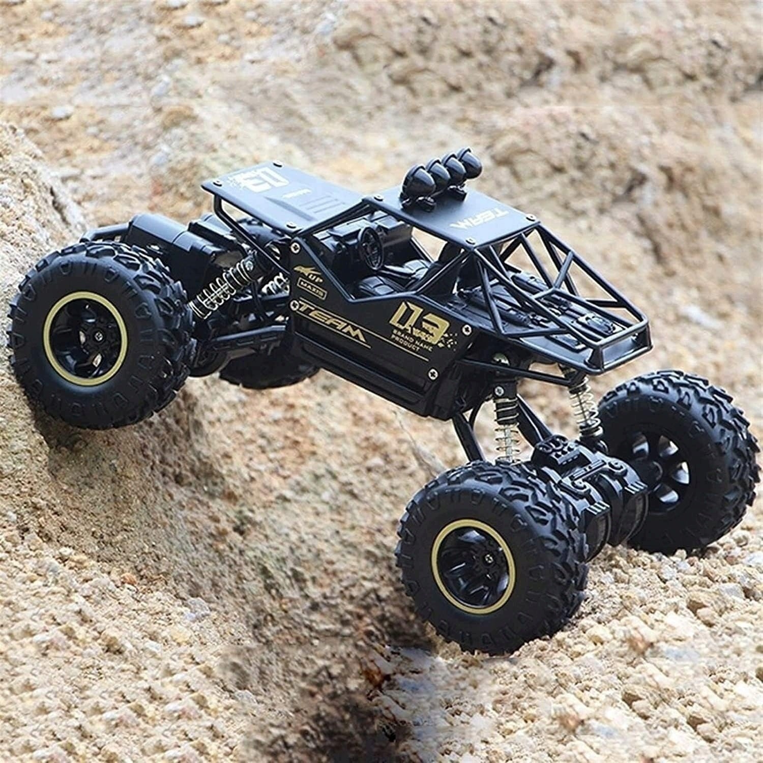REMOTE CONTROLLED OFF-ROAD CAR RC 1:16 Packaging status original