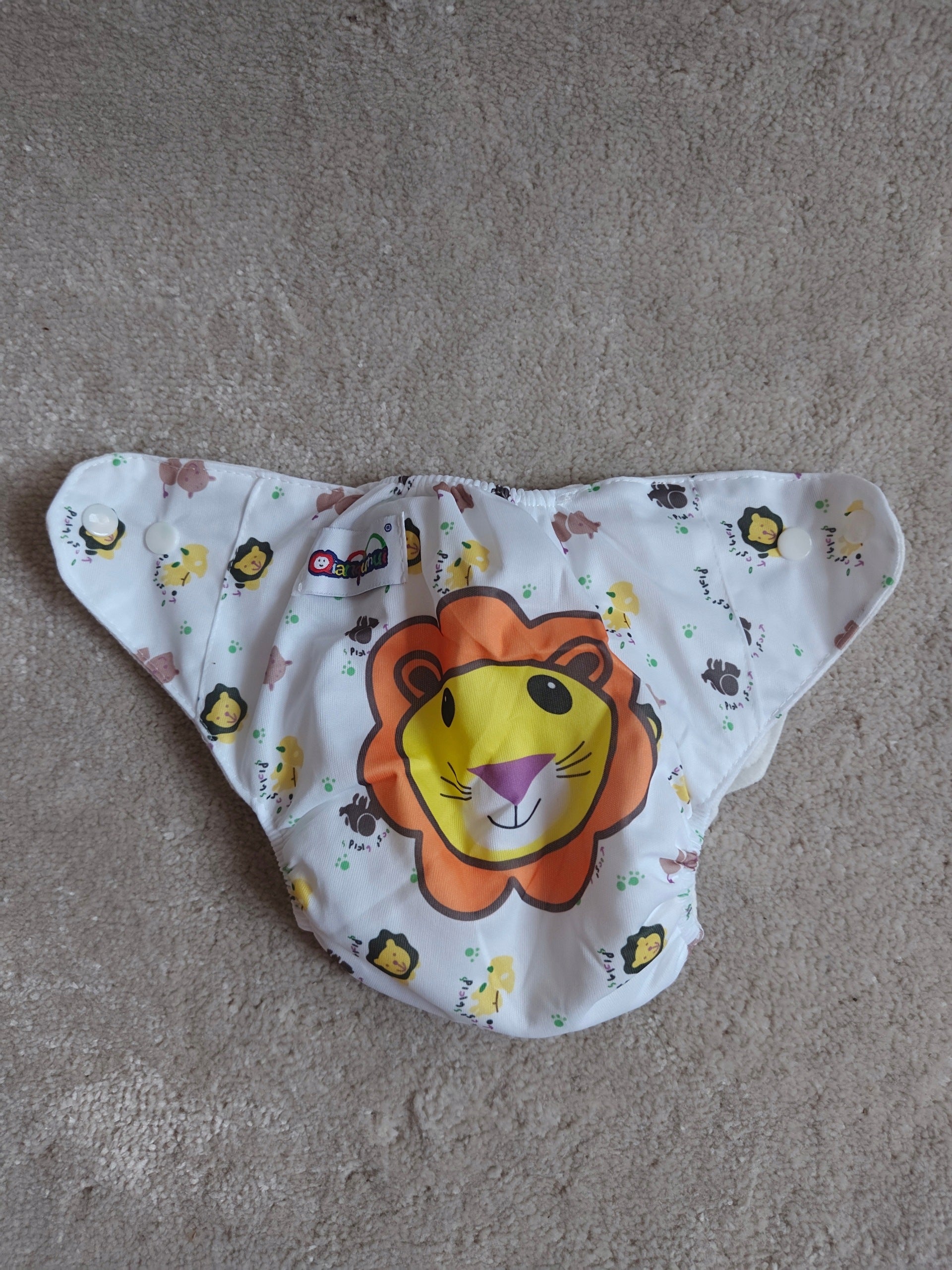 REUSABLE COLOURED DIAPER