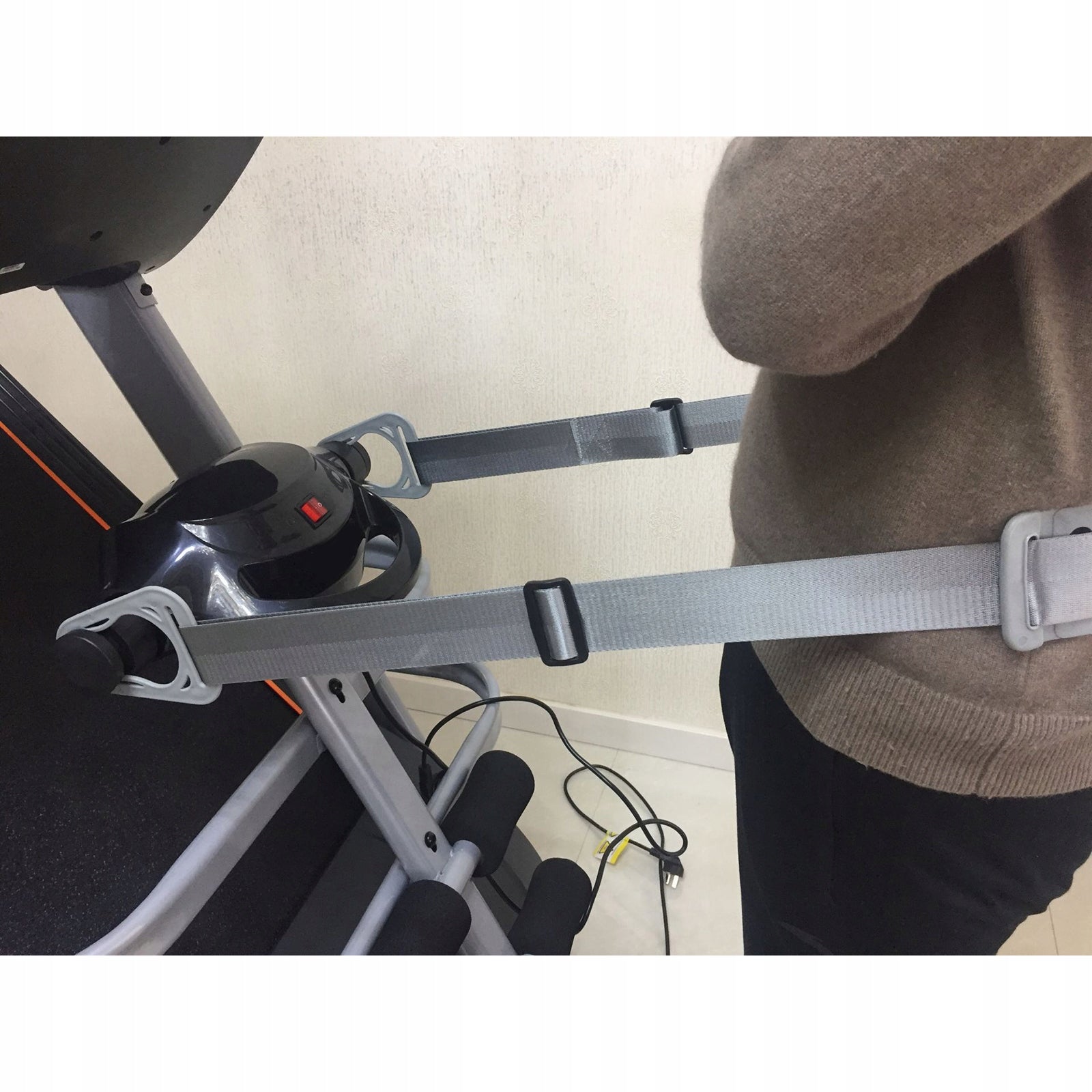 RUNNING BELT FOR TREADMILL SLIMMING BELT FOR RUNNING ABDOMINAL MASSAGER Body parts not specified