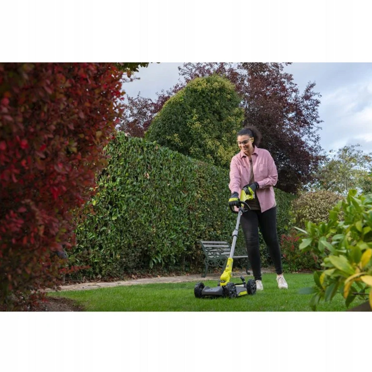 RYOBI Multifunction mower 30cm 18V RY18LMC30A-120 + Aku 2Ah + Charge. Brand Ryobi