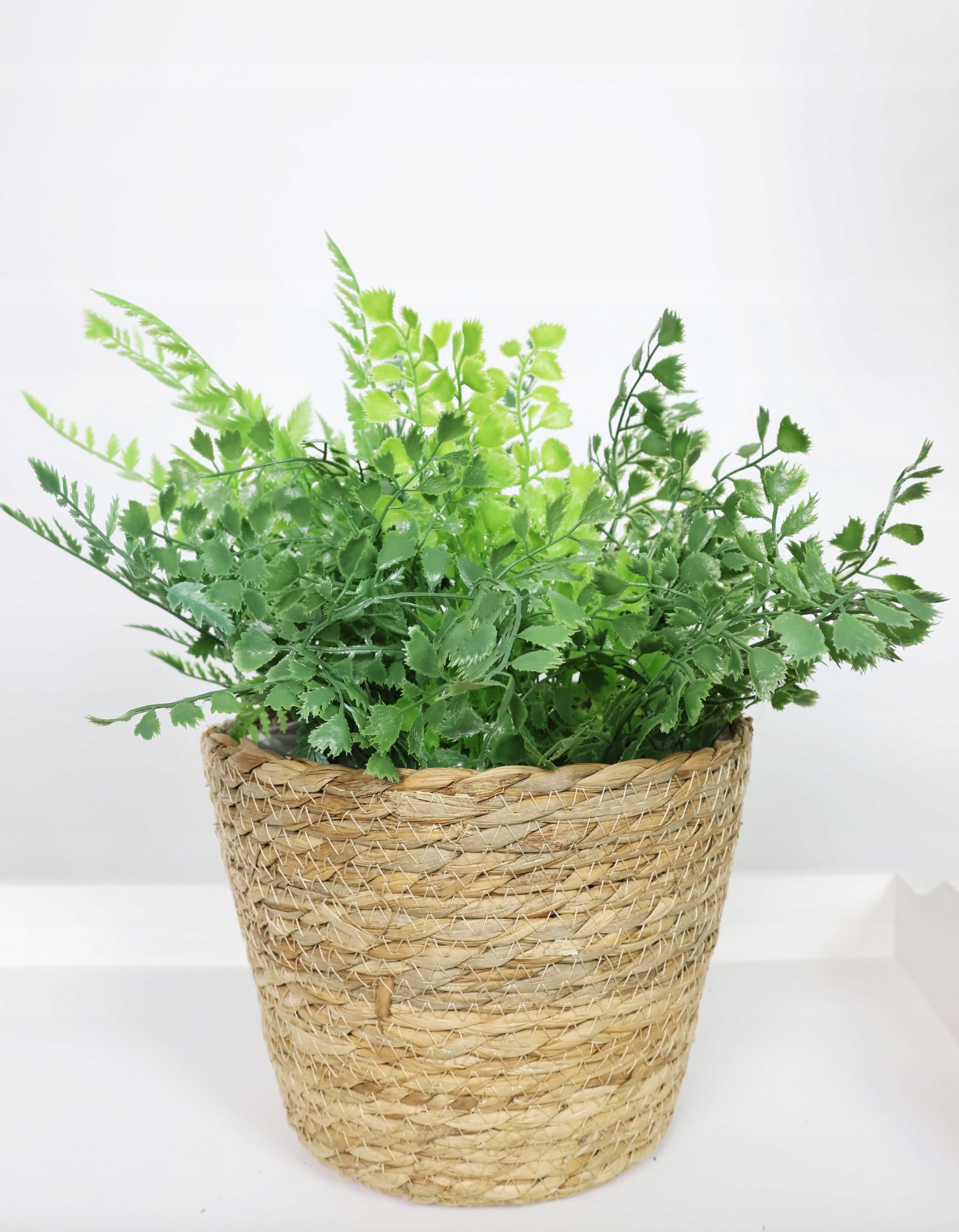 Rattan pot cover 17 x 21cm Maximum width 21 cm