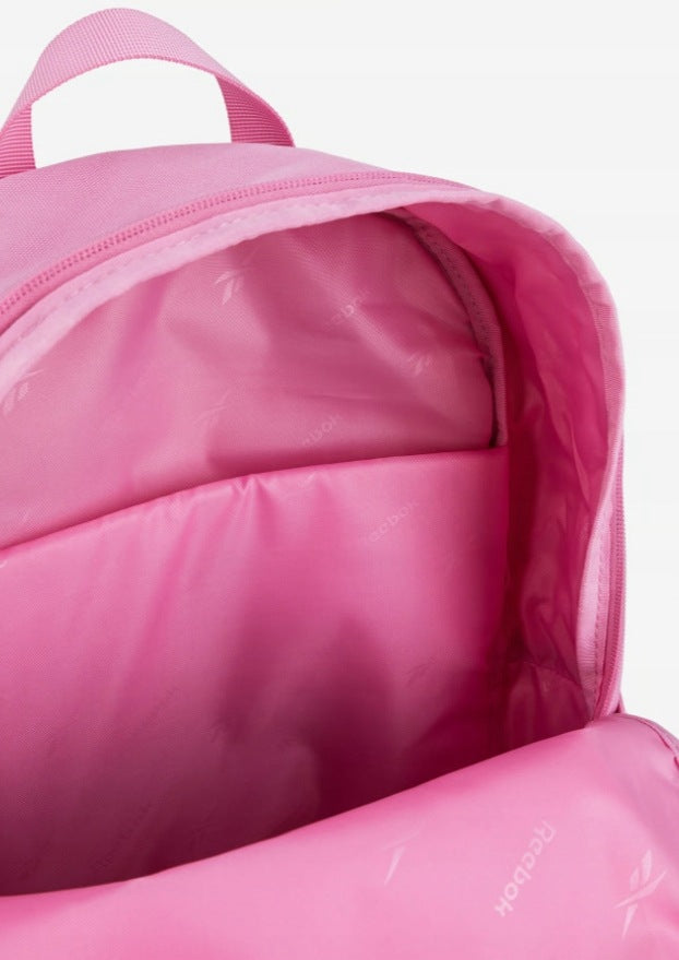Reebok sports backpack pink strong very fashionable very solid mega pink! Manufacturer code RBK-021-CCC-06