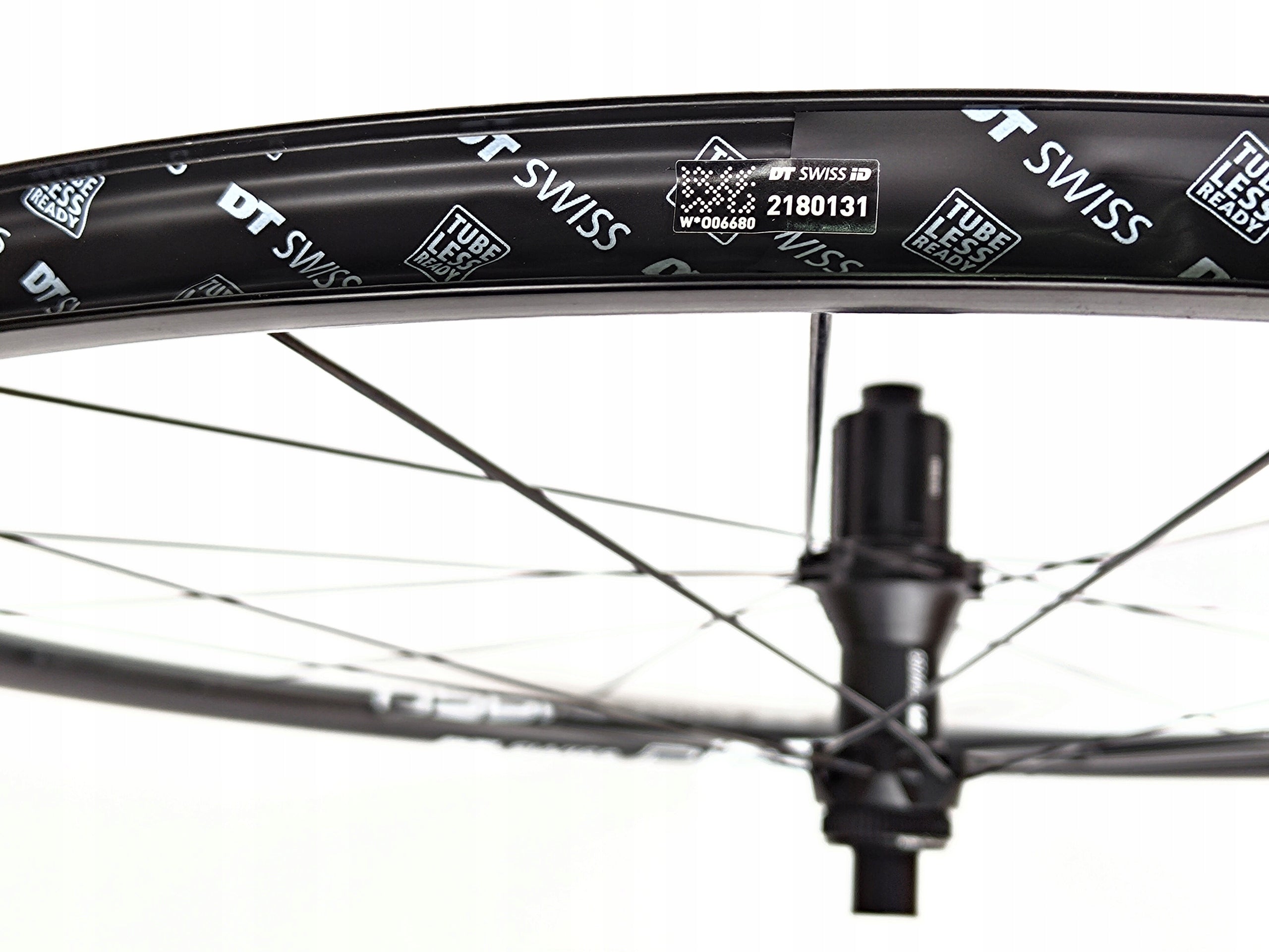 Road wheels, DT SWISS P1850 DISC SPLINE, set Model Komplet DT SWISS P1850 DISC SPLINE szosa gravel 12
