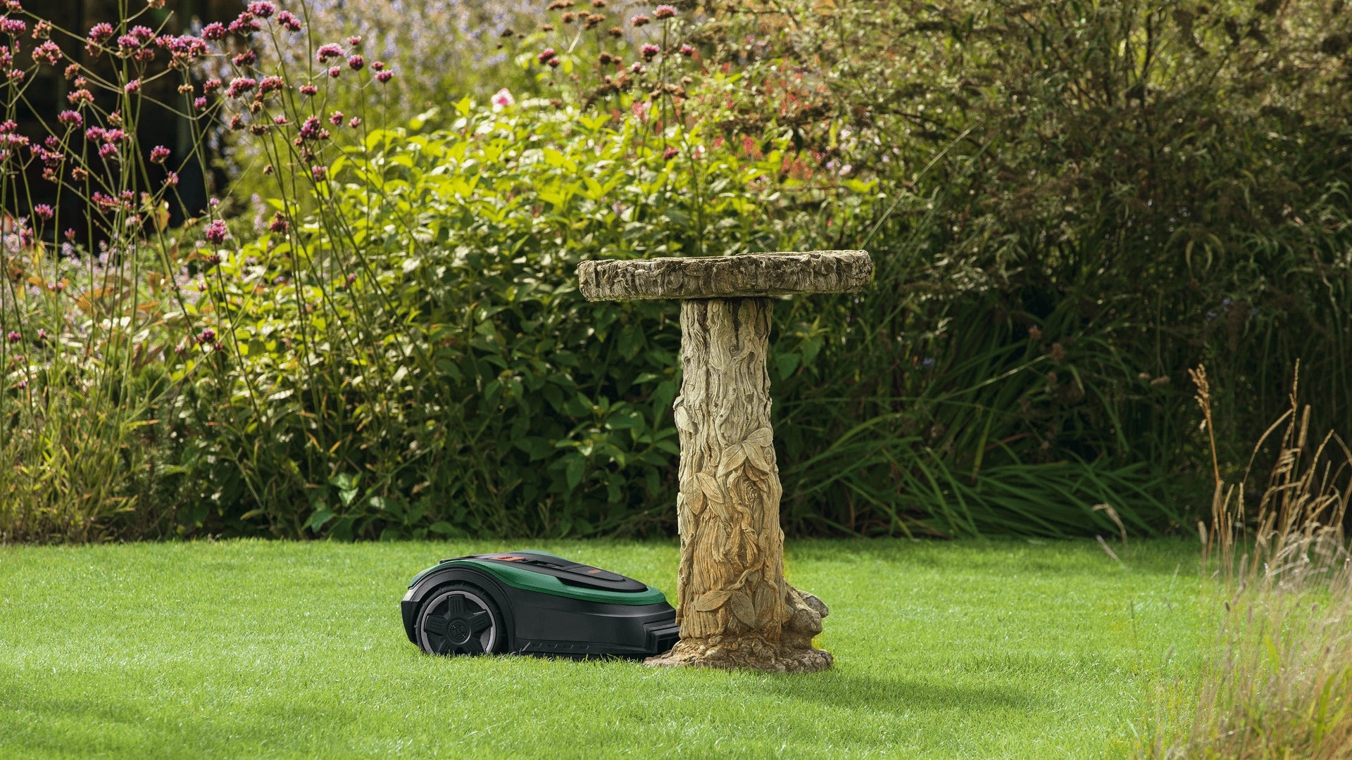 Robot mower Bosch Indego M+ 700 WARRANTY Average working time 75 min