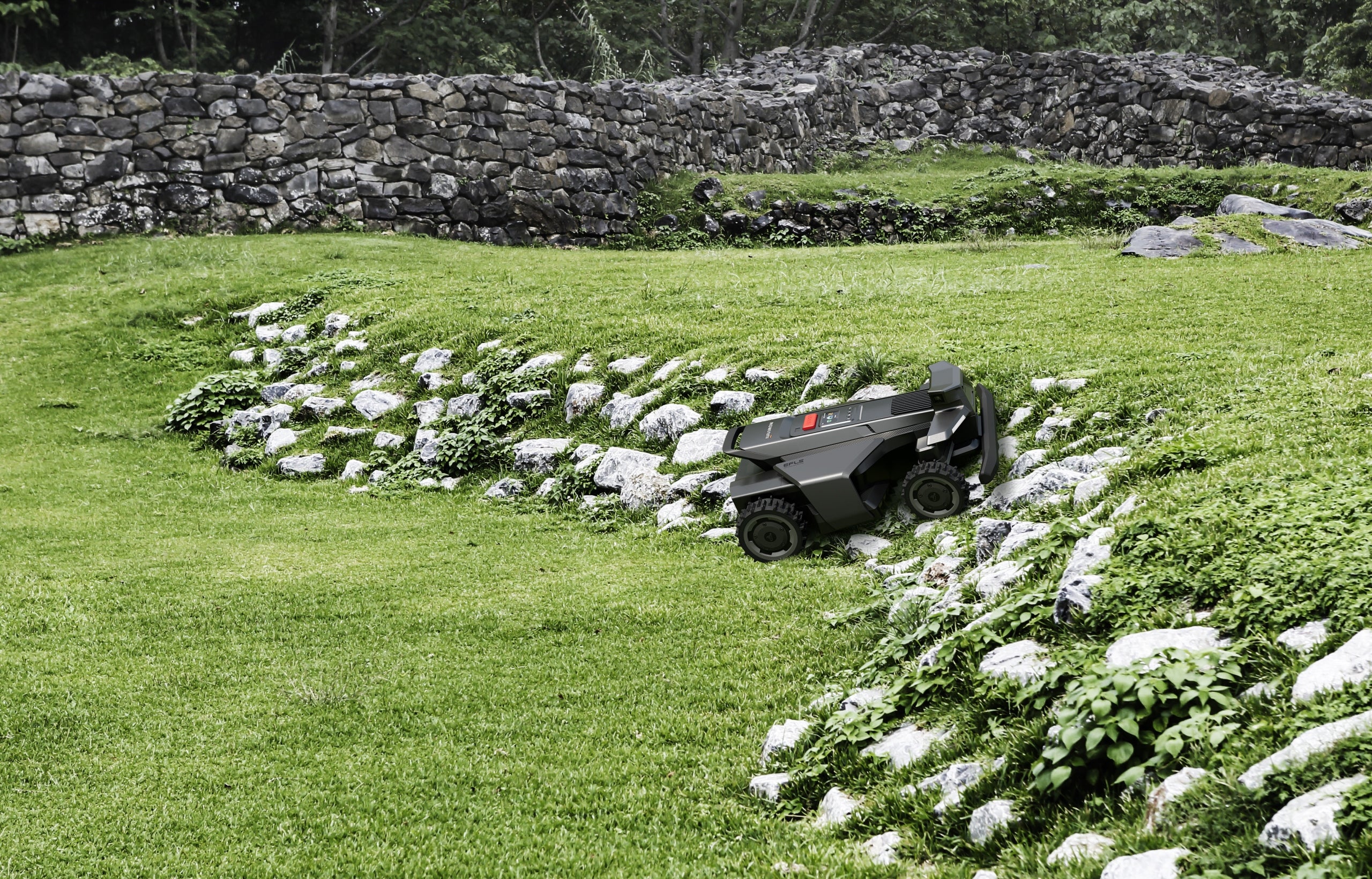Robot mower SEGWAY NAVIMOW X450 GPS nRTK Lawn mower Without AWD cable 5000 m2 Mowing height adjustment range 2–1000 cm