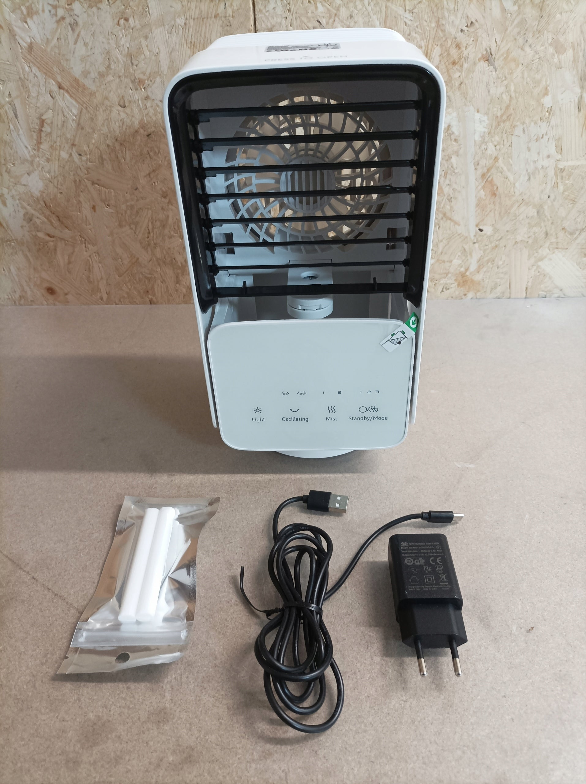 S38 OMISOON DH-KTS04 PORTABLE AIR CONDITIONER WHITE 700ML 2,5KW Power 8 W