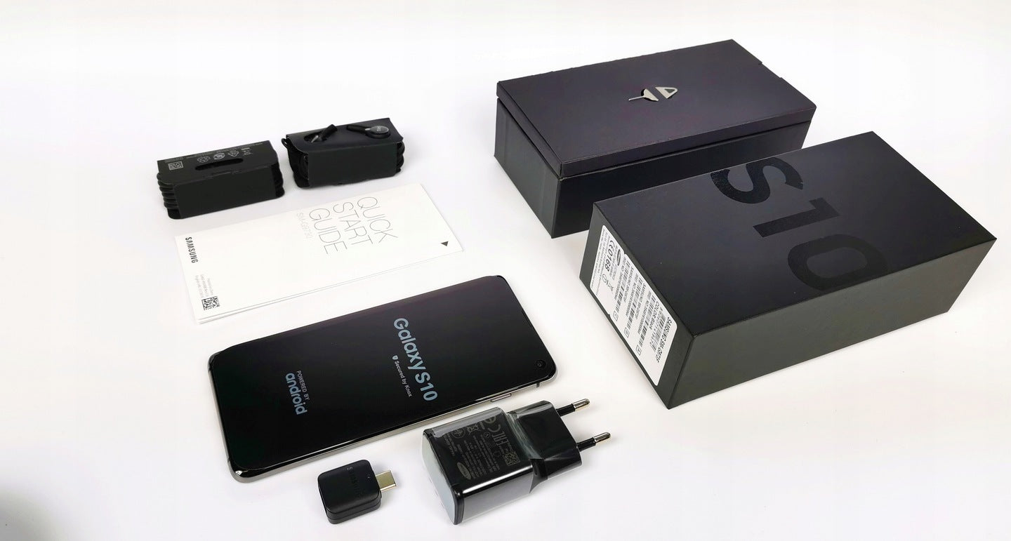 SAMSUNG GALAXY S10 8GB 128GB FULL SET FILMS Charger included no
