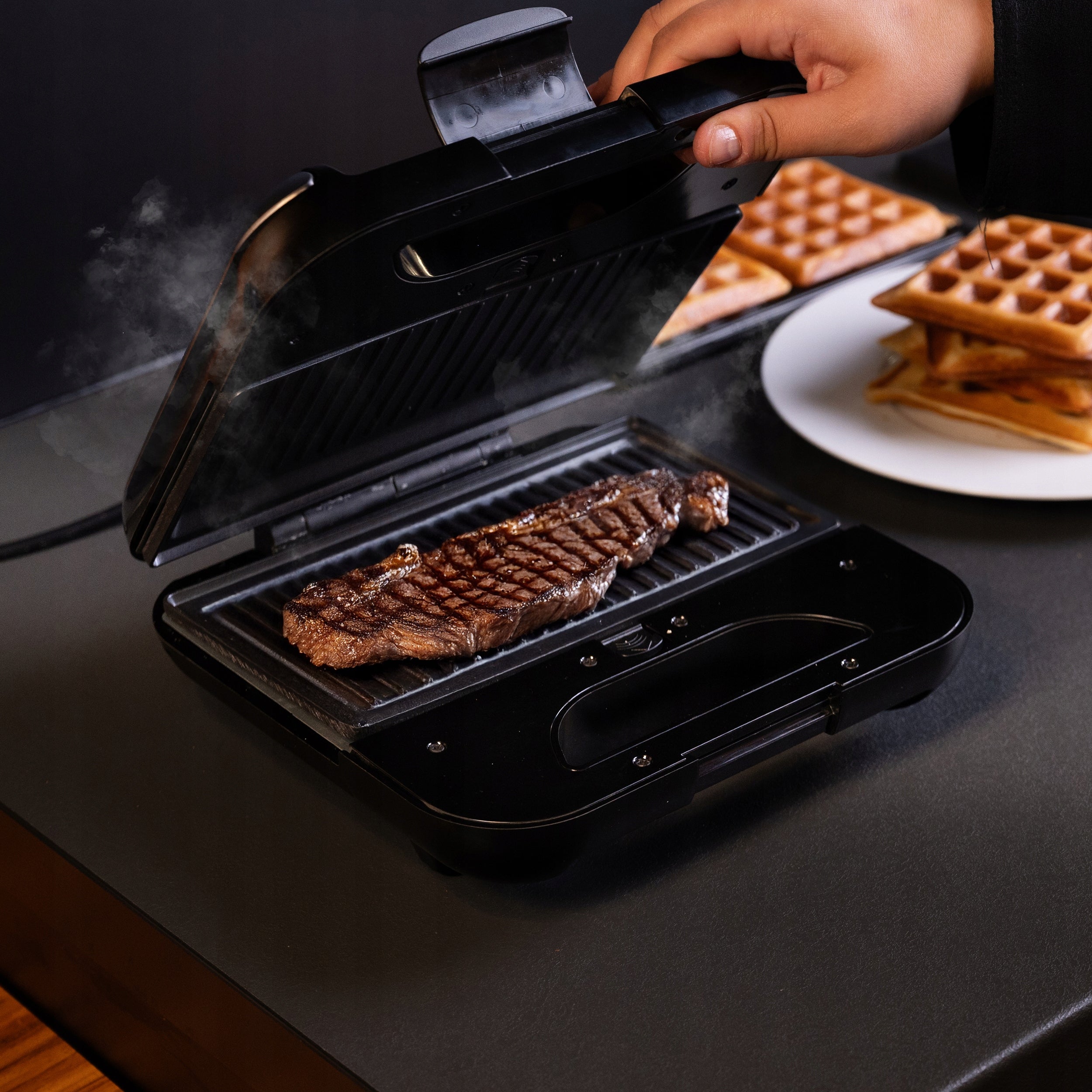 SANDWICH TOASTER SANDWICH GRILL WAFFLE IRON 3IN1 LARGE STRONG 1200 Model GRILL GOFROWNICA 3W1 DUŻY MOCNY 1200