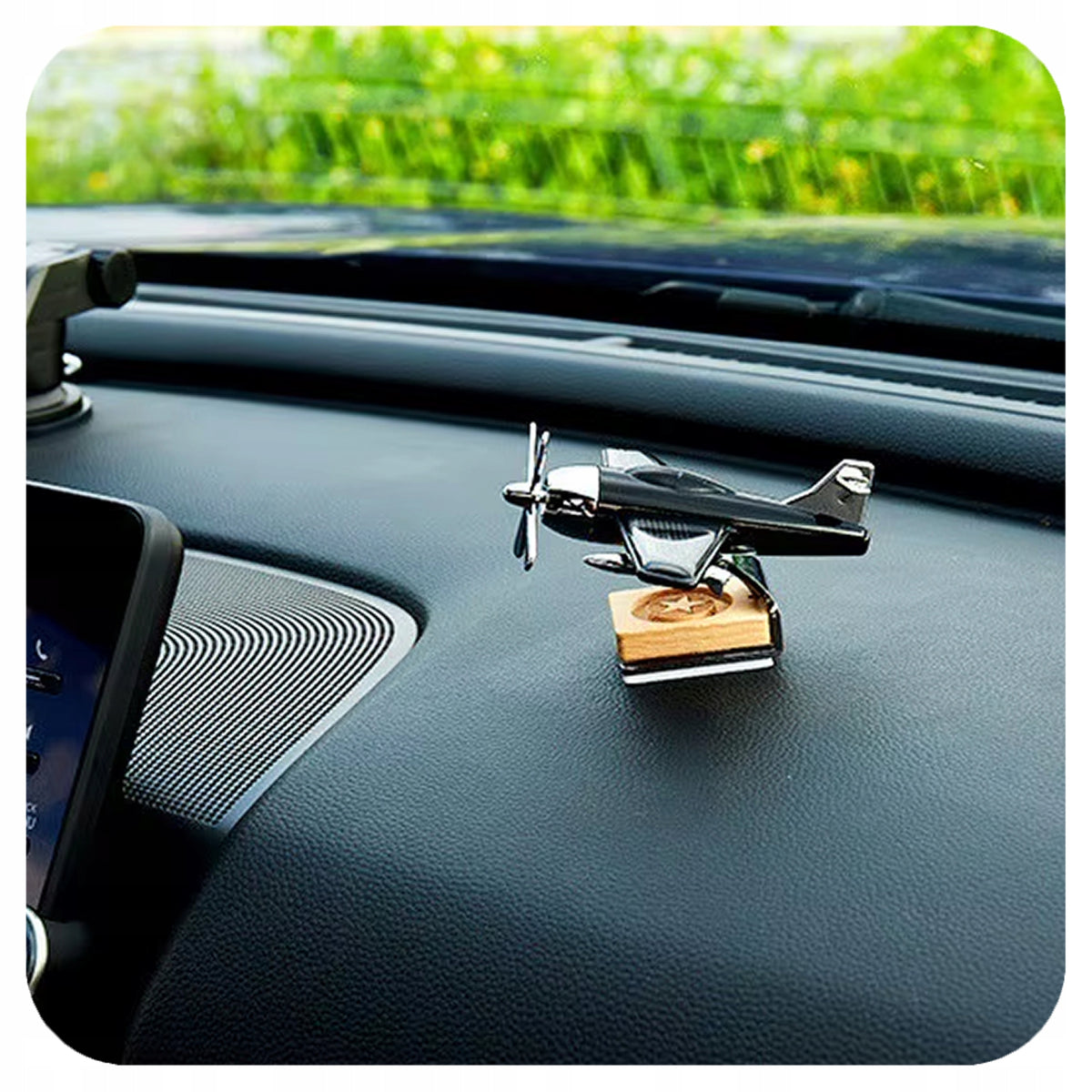 SCENT DIFFUSER ROTATING AIRPLANE FOR CAR SOLAR GIFT + OIL Manufacturer's catalog number 007789