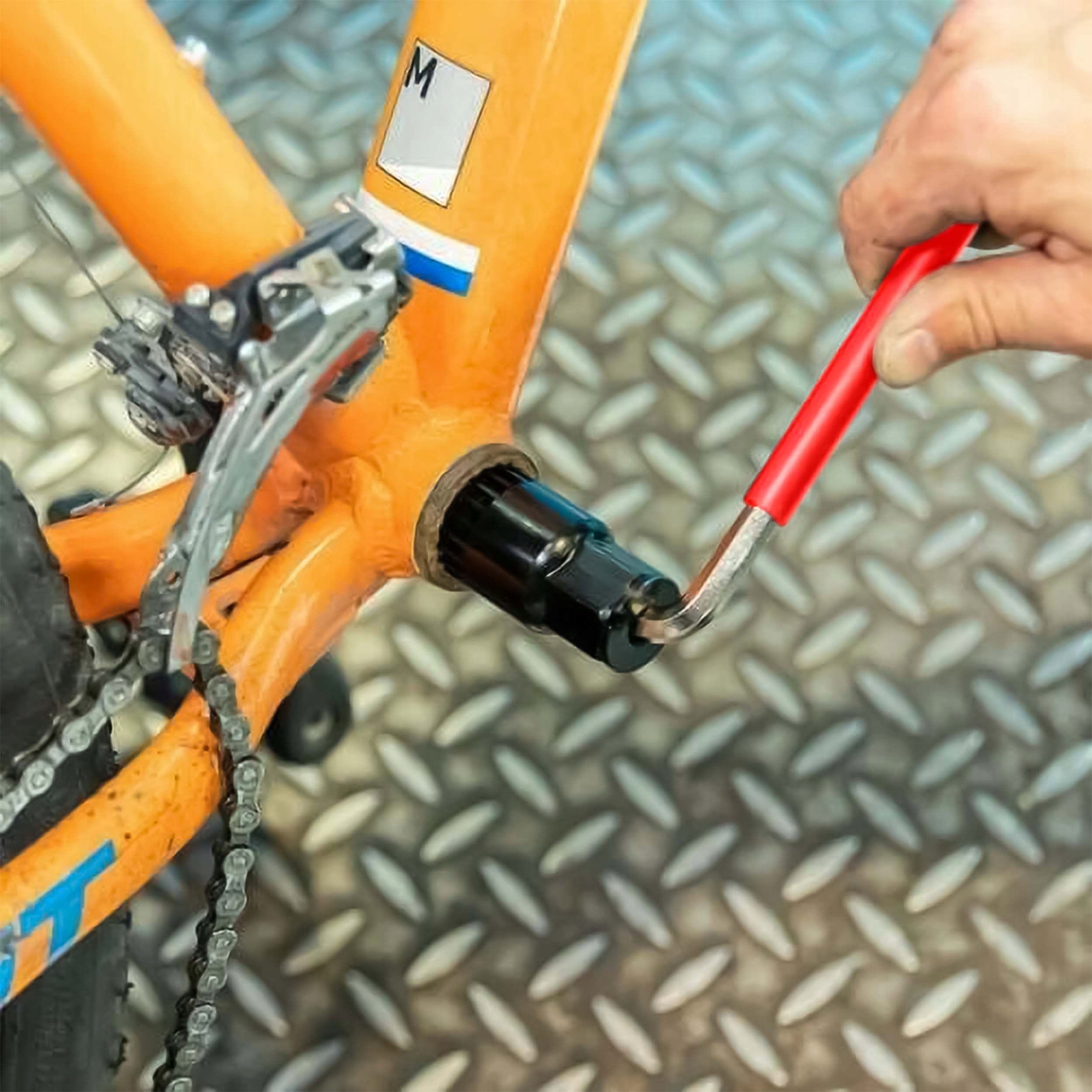 SET OF BICYCLE TOOLS KEYS CRANK FOR BIKE 17 IN 1 CONVENIENT SUITCASE Model BSC-17
