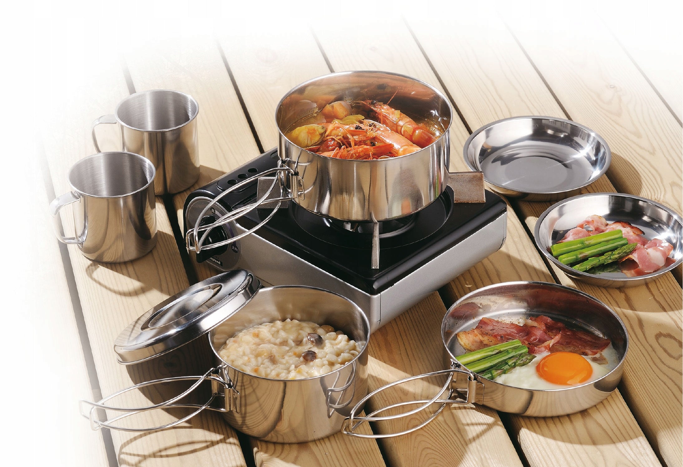 SET OF CAMPING HIKING POTS KAMILLE Color silver