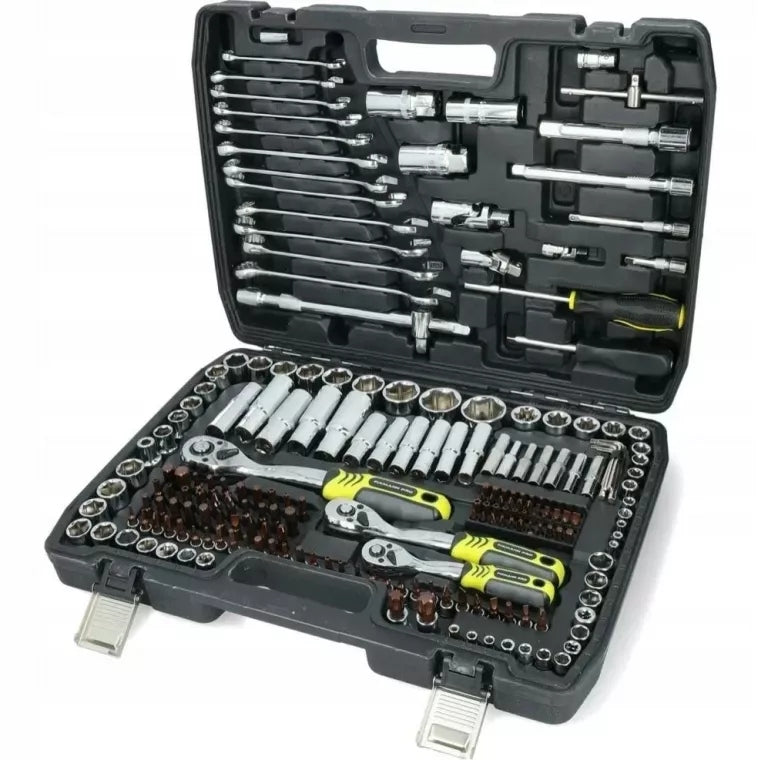 SET OF SOCKET WRENCH TOOLS 216 ELEMENTS SUITCASE Number of items in the set 216