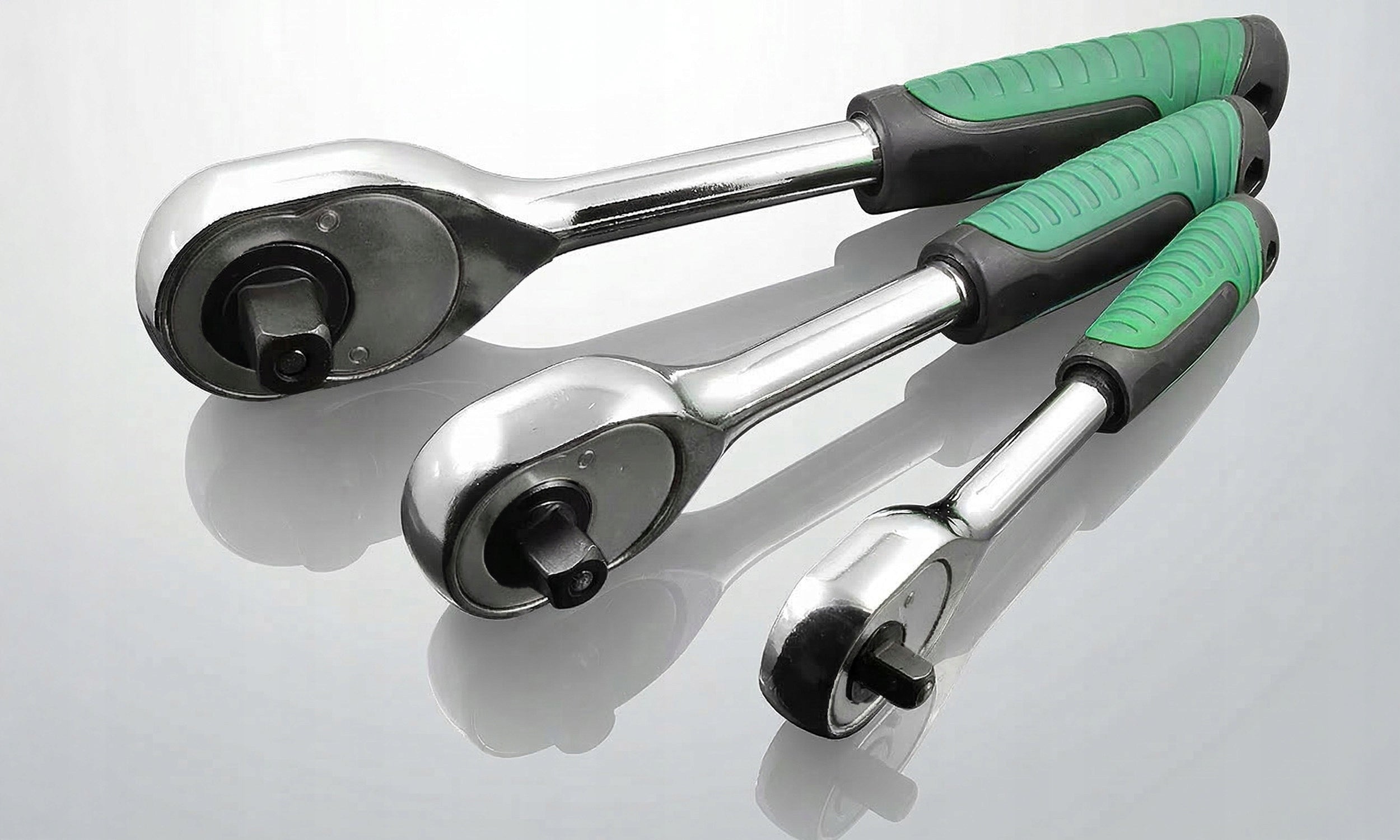 SET OF SOCKET WRENCHES 3x CR-V RATCHET FLAT EYE WRENCHES 216 EL EAN (GTIN) 5908074110043