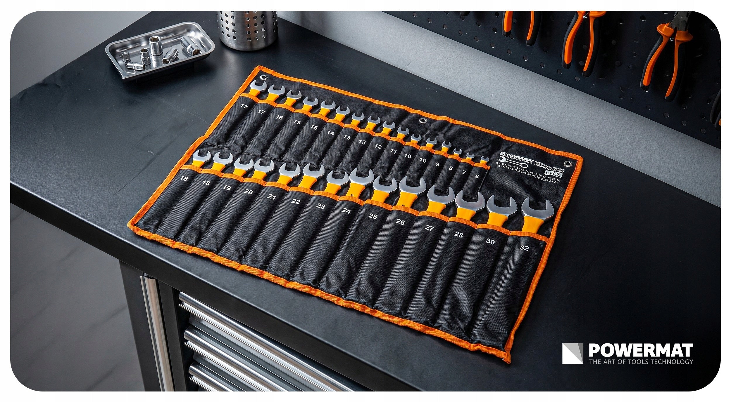 SET OF SPANNER WRENCHES 30 ELEMENTS 6-32MM CrV IN GARAGE CASE Manufacturer code PM1624