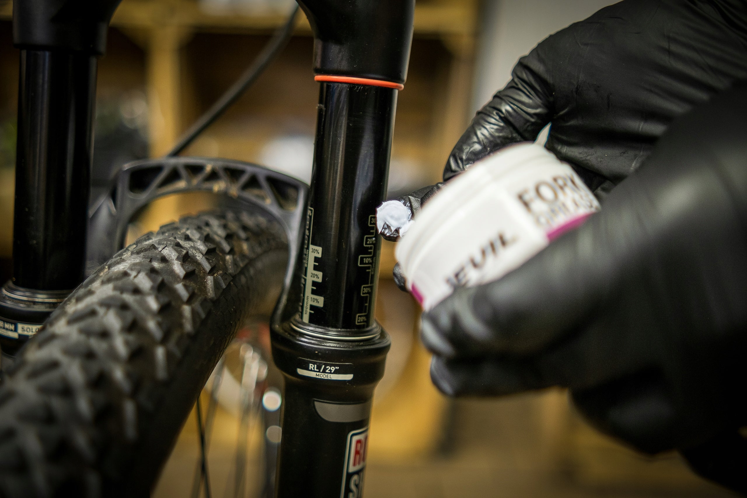 SHOCK ABSORBER GREASE Waterproof Durable EVIL FORK GREASE - 30ml Name Fork Grease